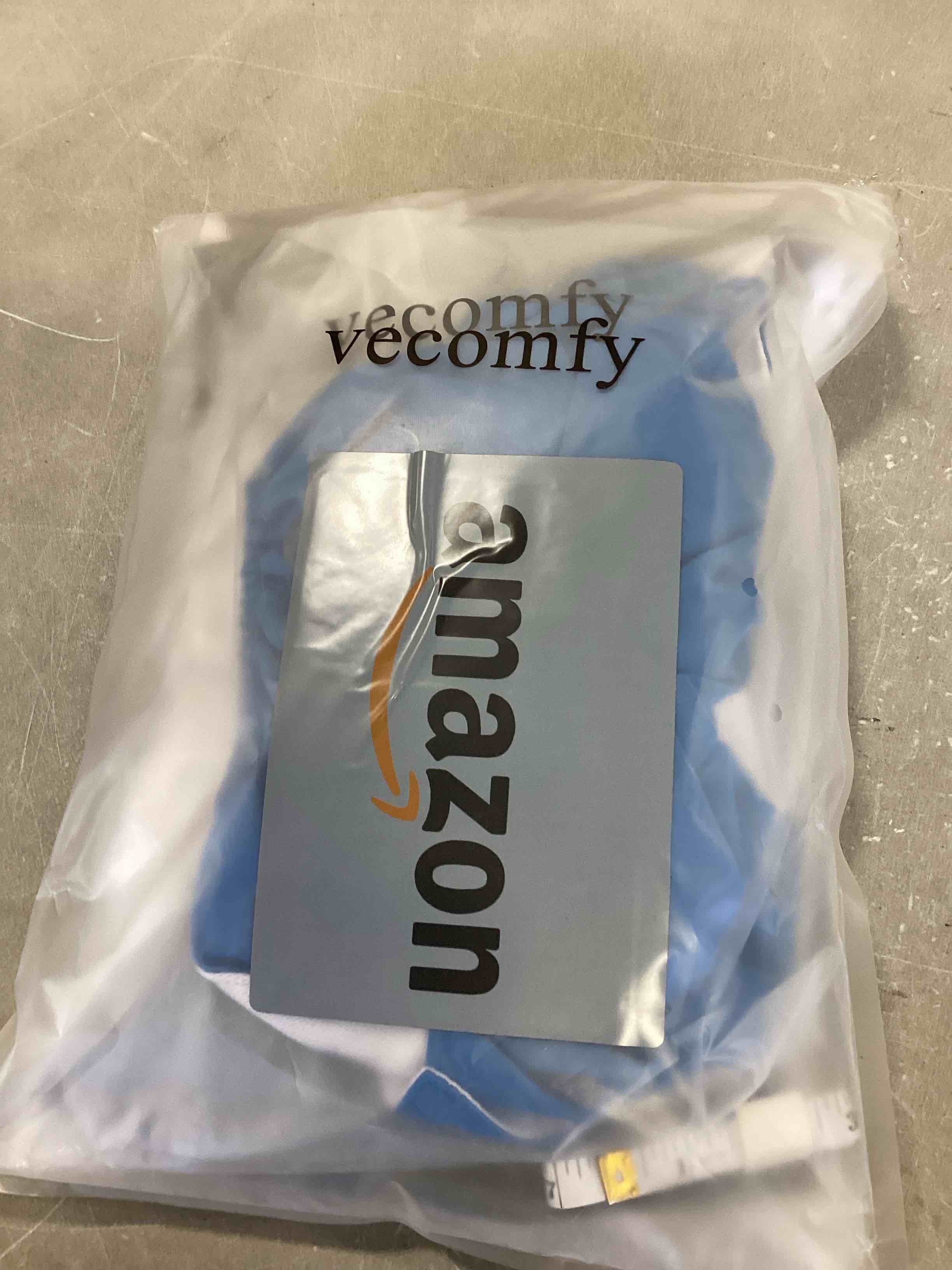 https://s3.amazonaws.com/lotting-images-prod/bidfta/RED6555897_1717156565175.jpeg