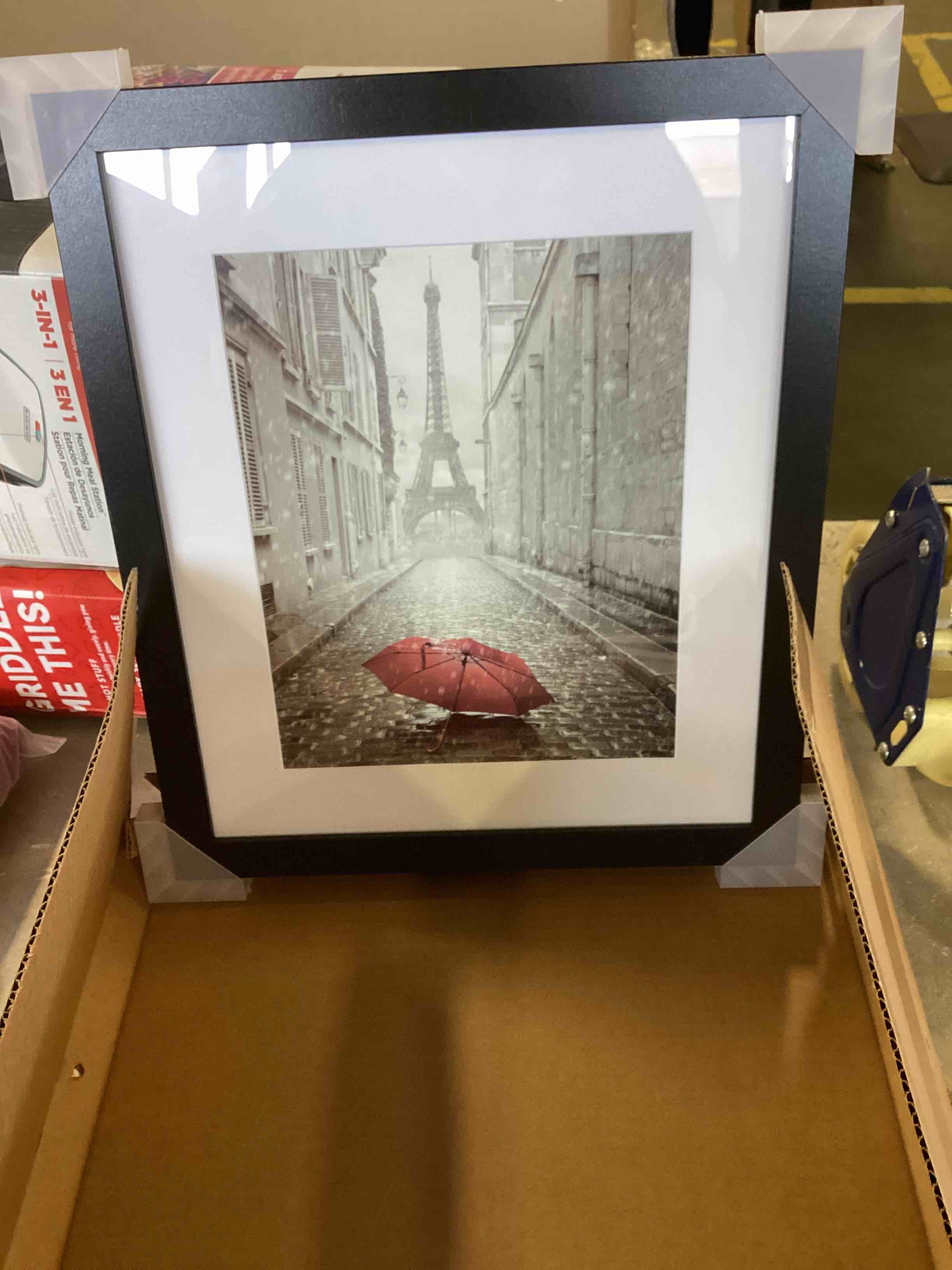 https://s3.amazonaws.com/lotting-images-prod/bidfta/RED6556610_1718118477034.jpeg