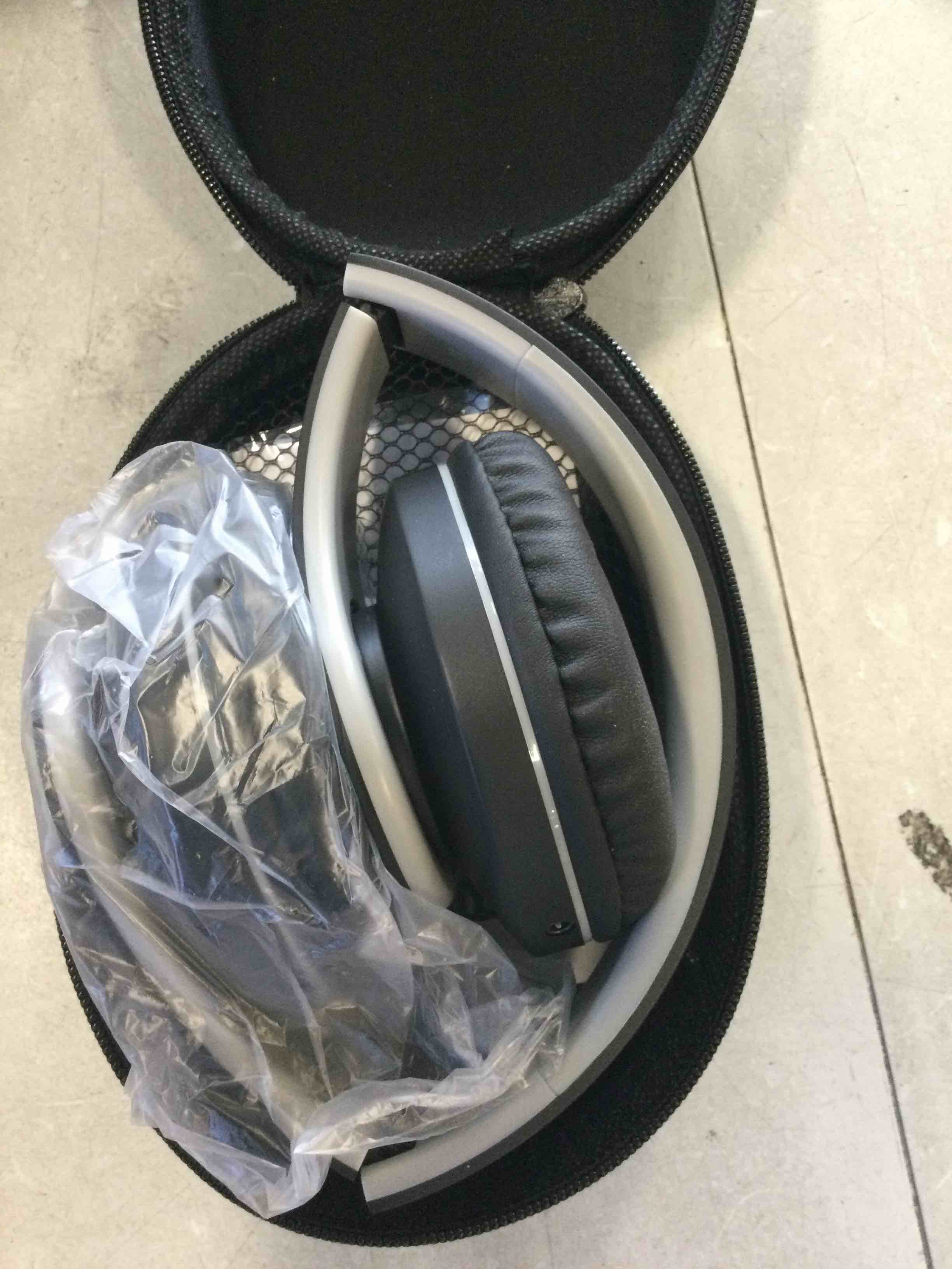 https://s3.amazonaws.com/lotting-images-prod/bidfta/RED6557020_1716901870553.jpeg