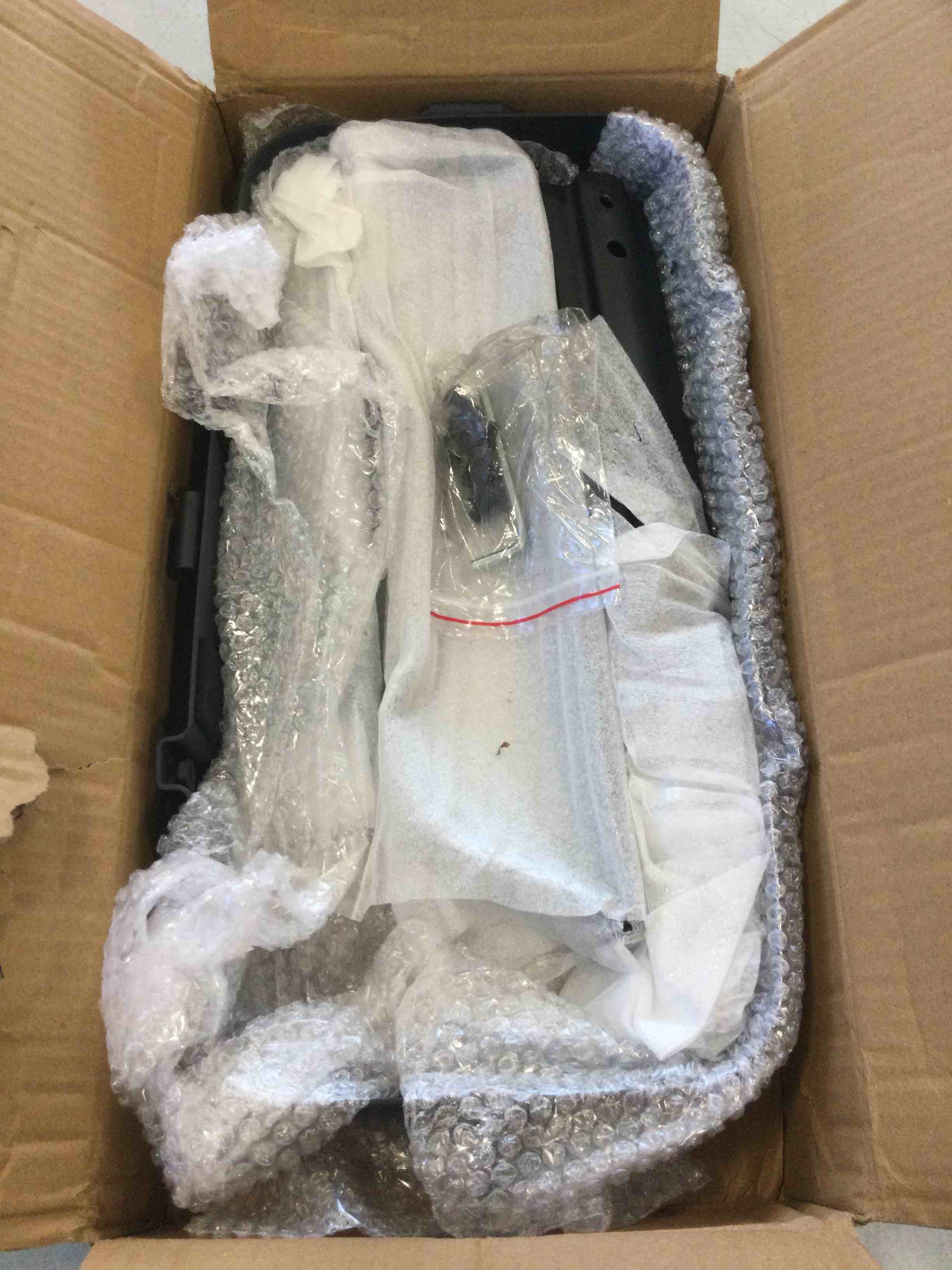 https://s3.amazonaws.com/lotting-images-prod/bidfta/RED6557027_1716902633565.jpeg