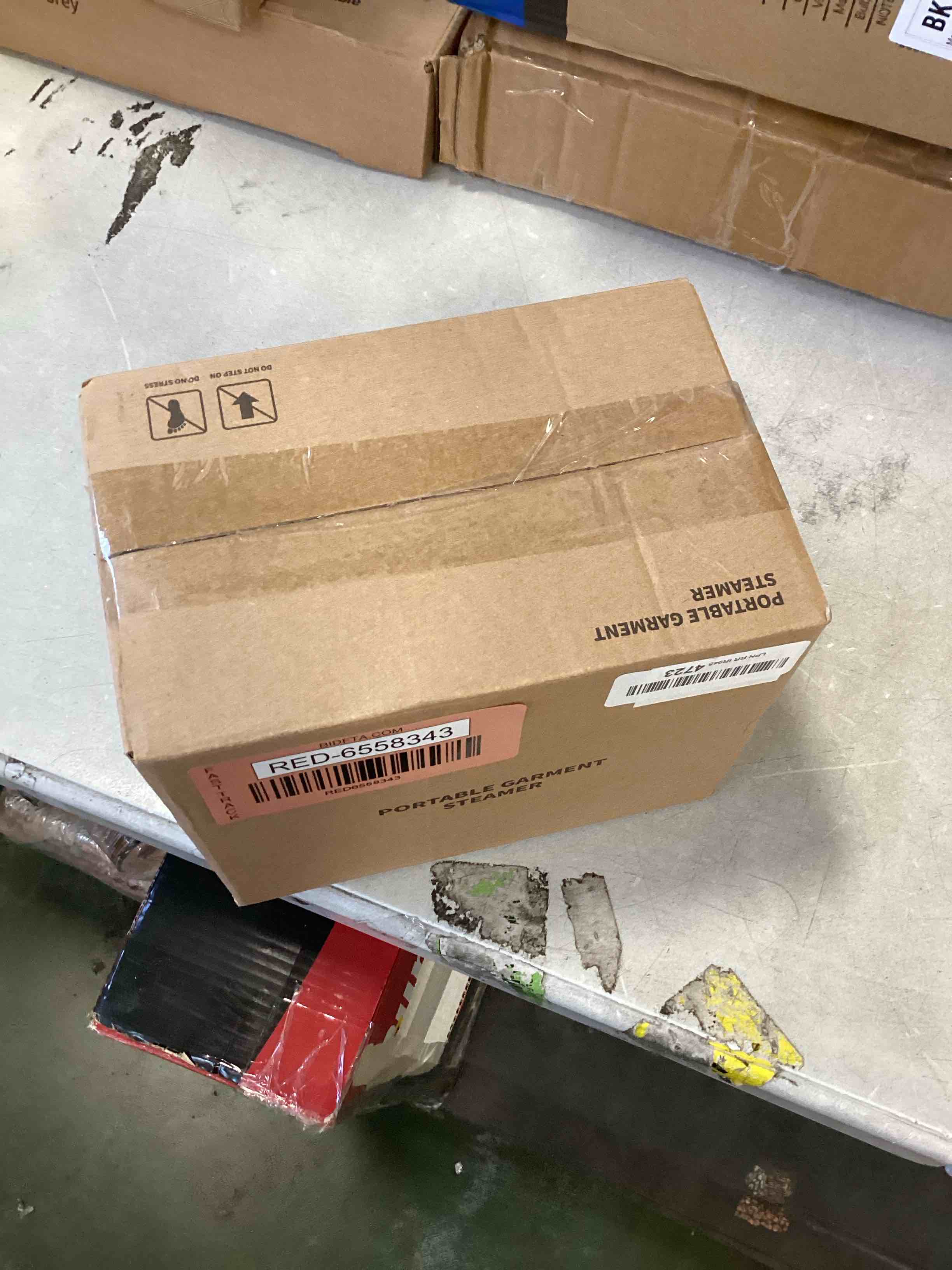 https://s3.amazonaws.com/lotting-images-prod/bidfta/RED6558343_1717248933512.jpeg