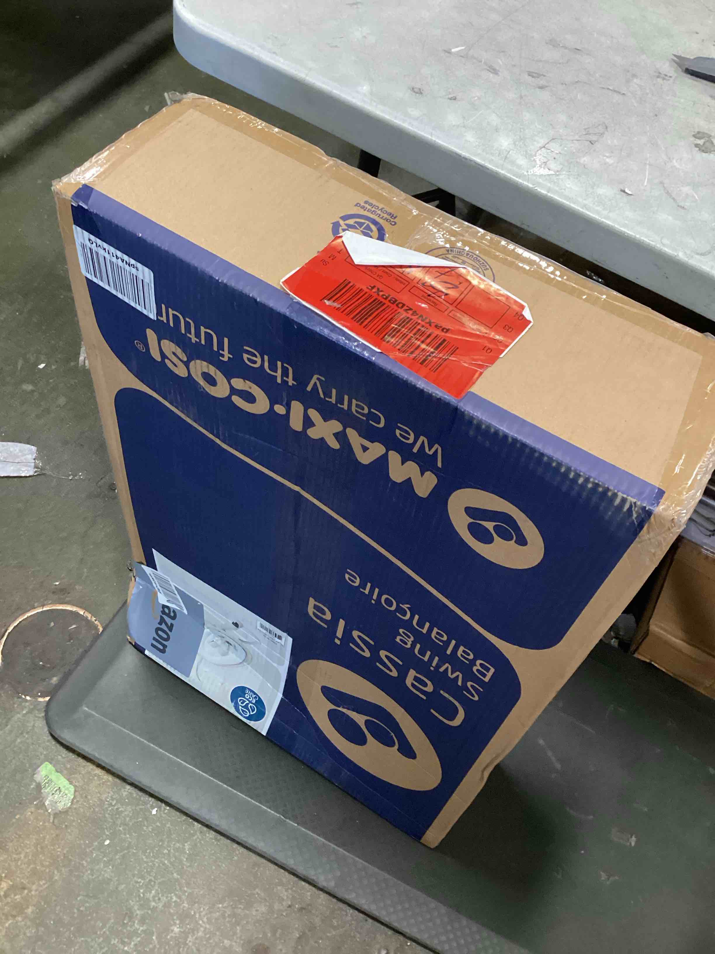 https://s3.amazonaws.com/lotting-images-prod/bidfta/RED6558809_1716999409721.jpeg