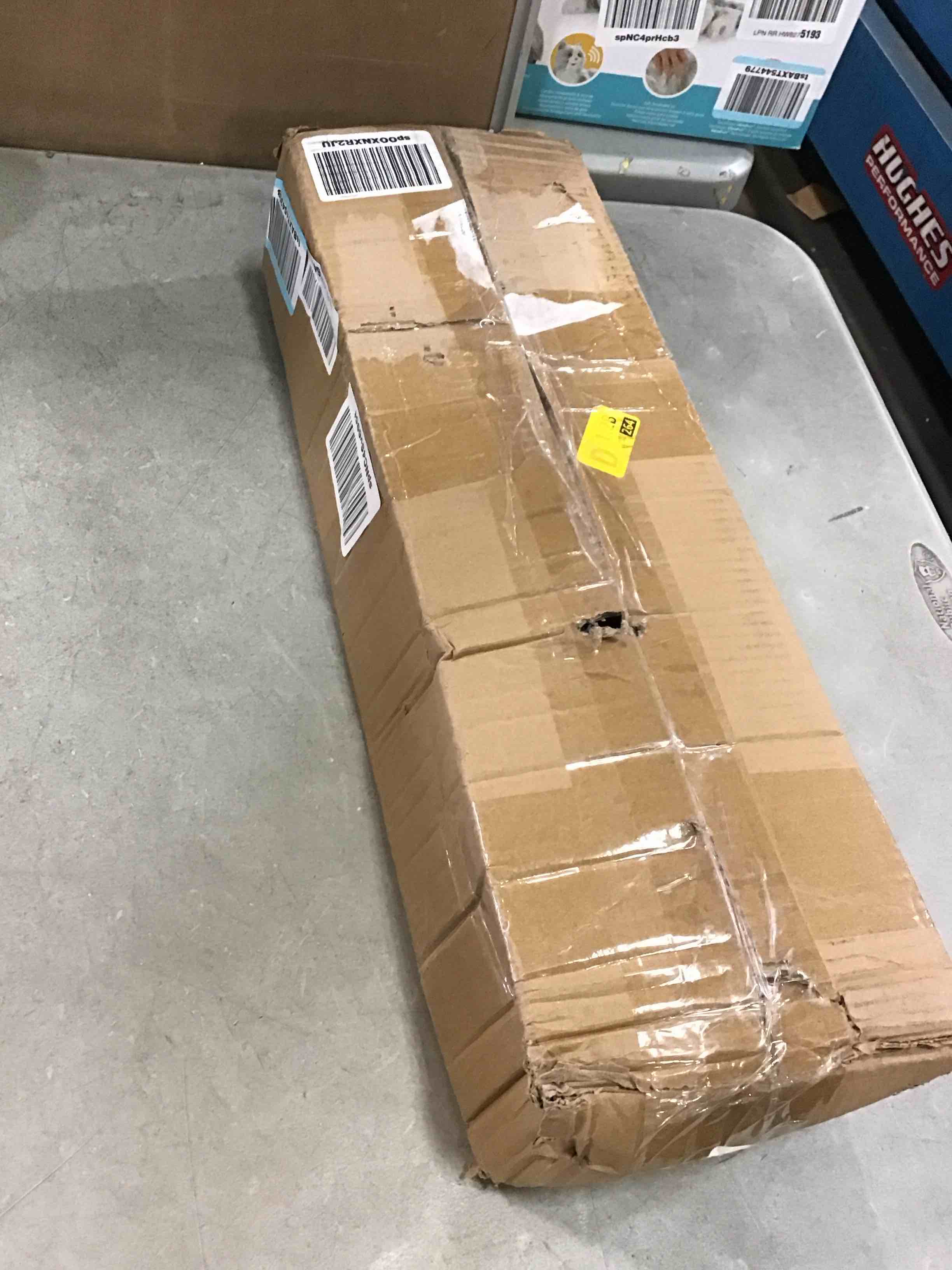 https://s3.amazonaws.com/lotting-images-prod/bidfta/RED6559093_1717183485781.jpeg