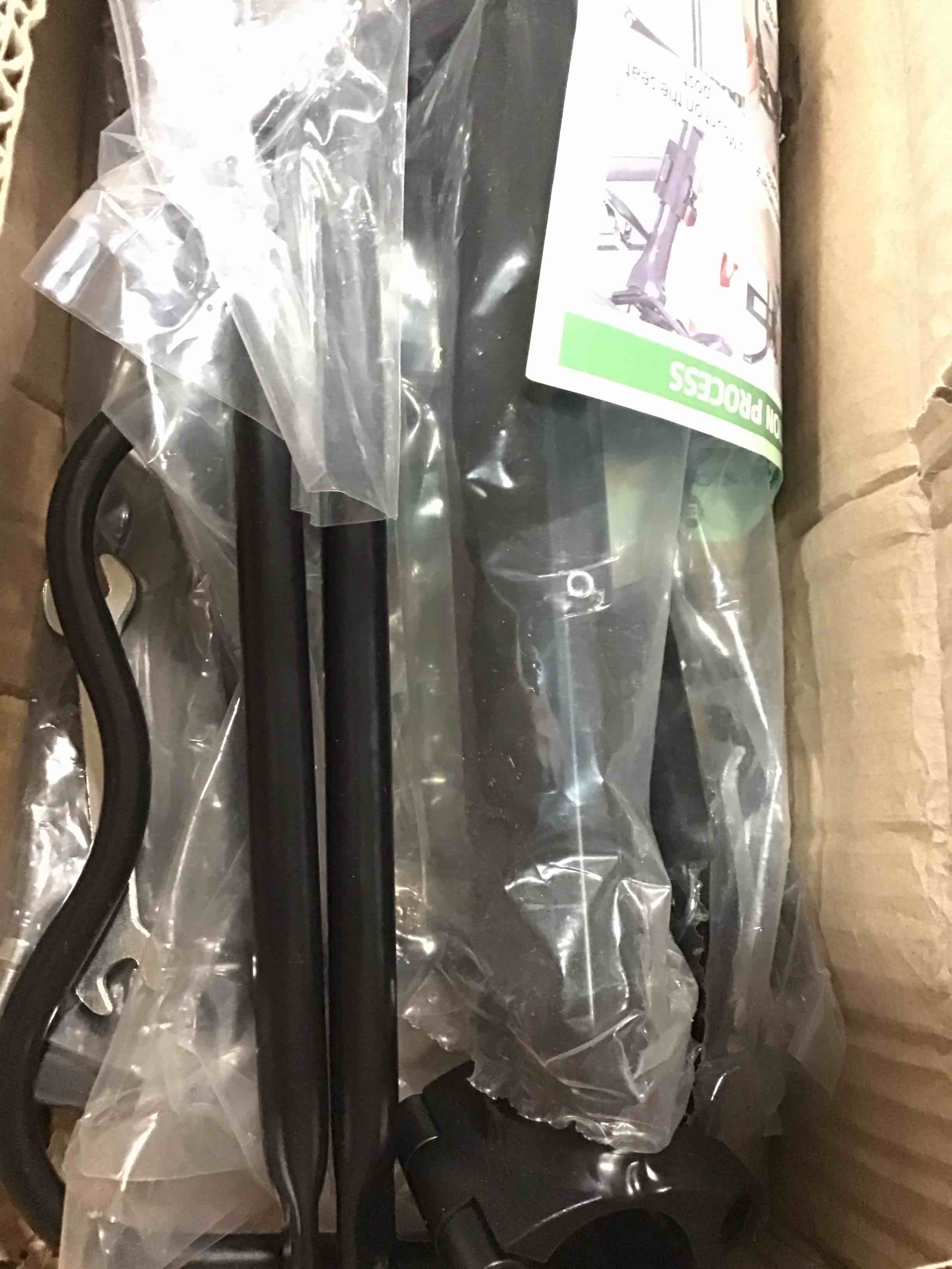 https://s3.amazonaws.com/lotting-images-prod/bidfta/RED6559093_1717183503441.jpeg