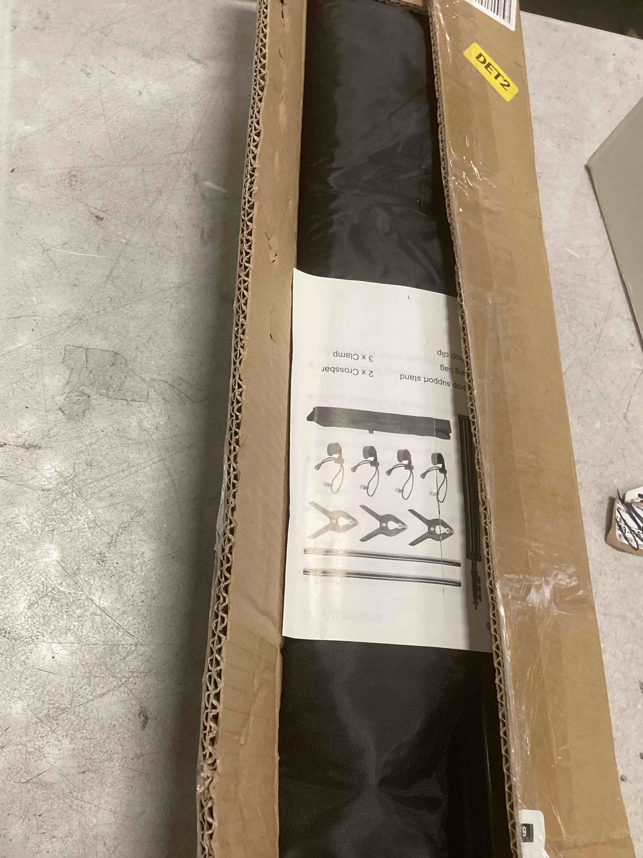https://s3.amazonaws.com/lotting-images-prod/bidfta/RED6559719_1717590358165.jpeg