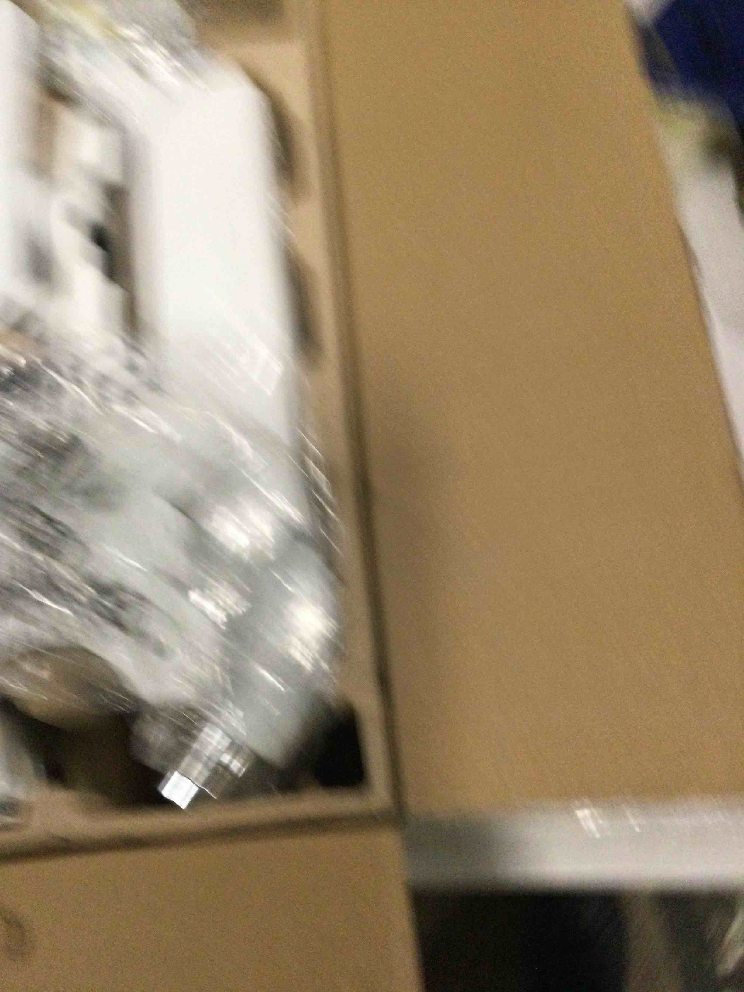 https://s3.amazonaws.com/lotting-images-prod/bidfta/RED6560051_1715878230101.jpeg