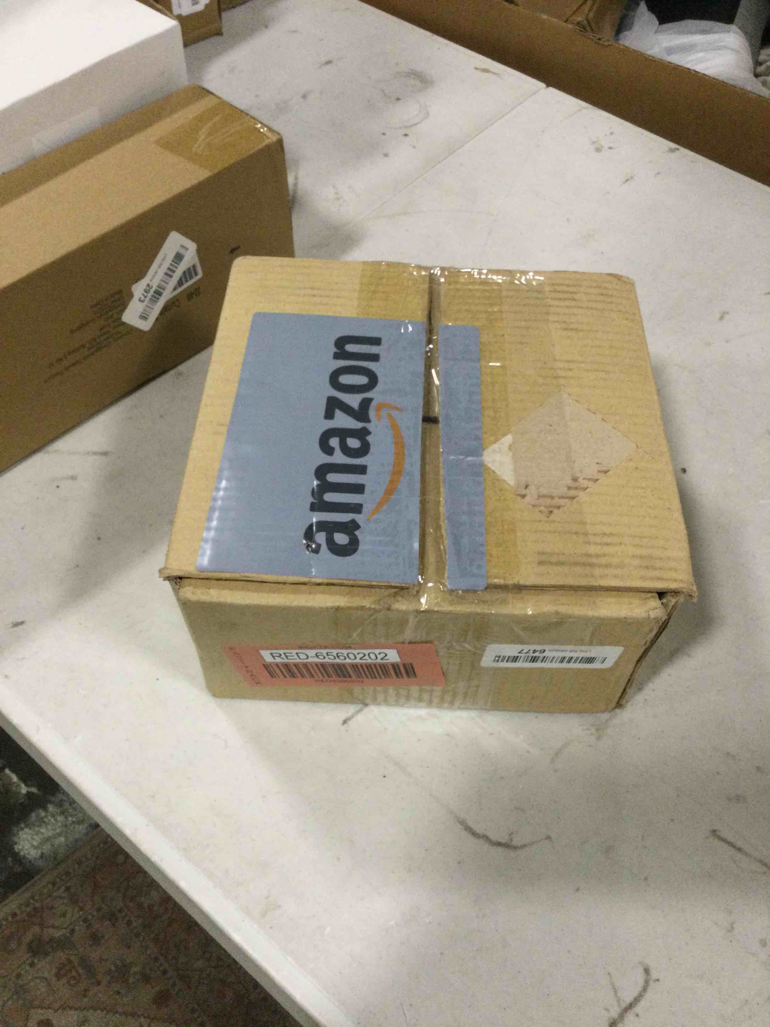 https://s3.amazonaws.com/lotting-images-prod/bidfta/RED6560202_1715953680354.jpeg