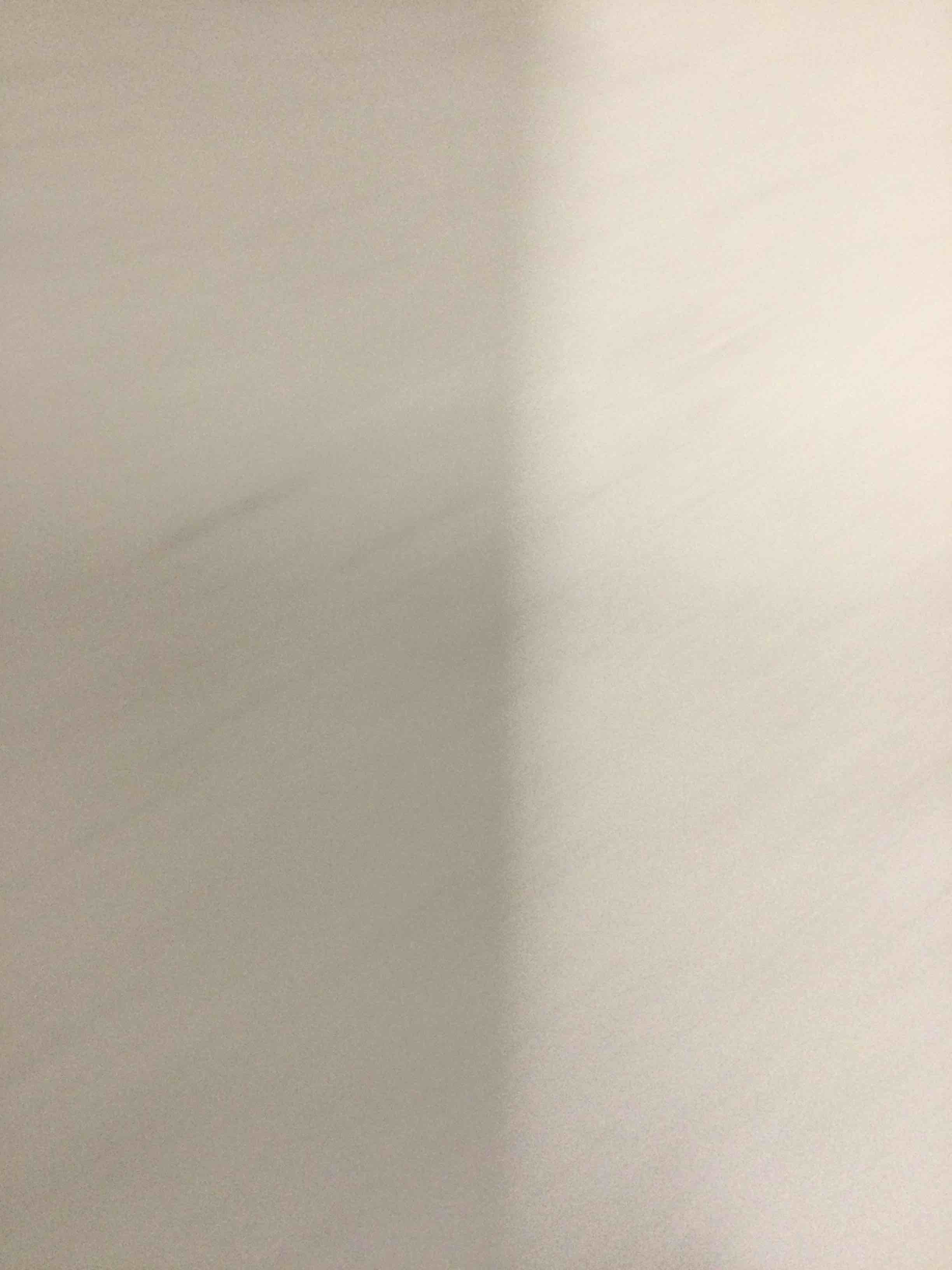 https://s3.amazonaws.com/lotting-images-prod/bidfta/RED6560204_1715953940615.jpeg