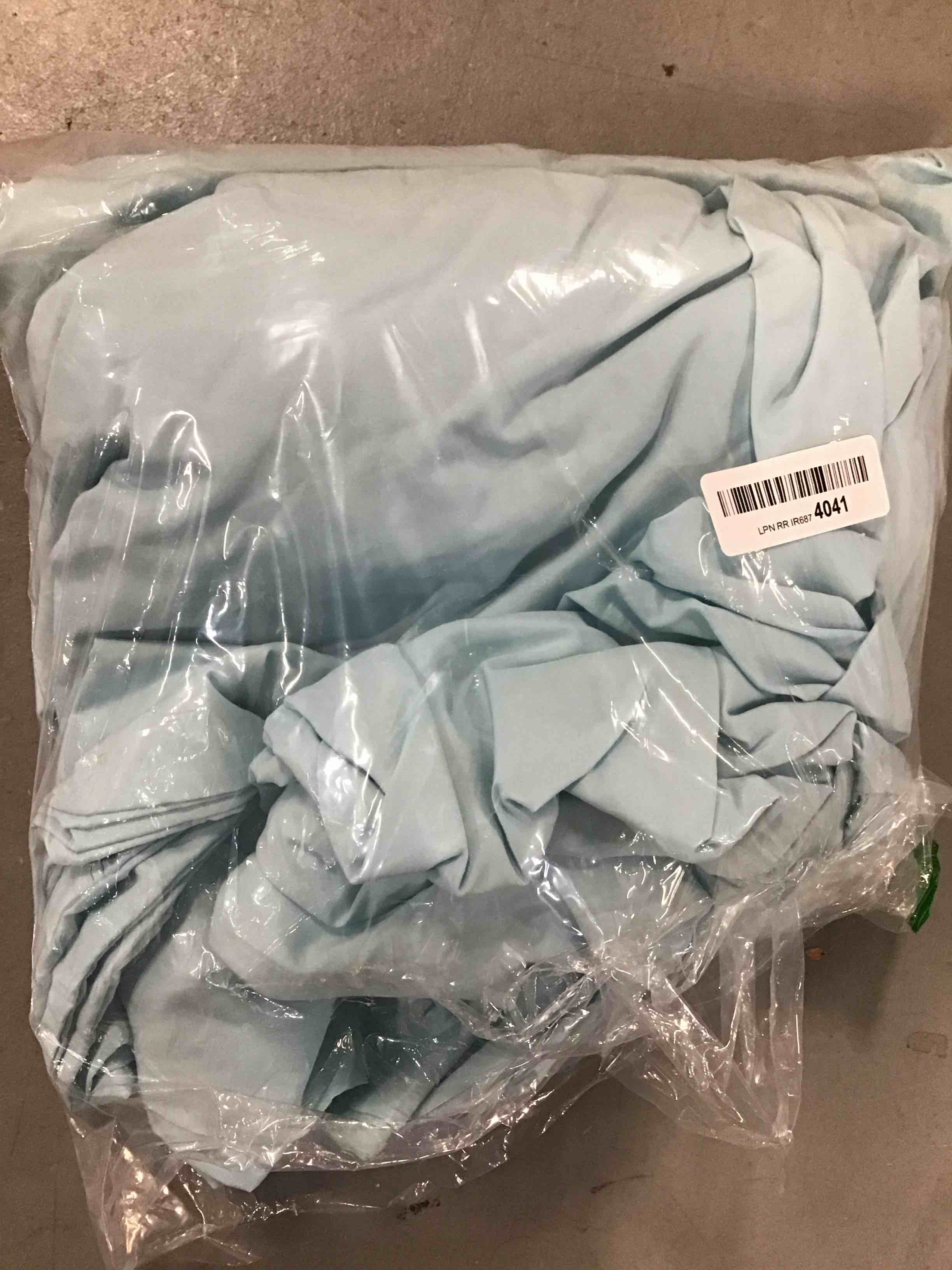 https://s3.amazonaws.com/lotting-images-prod/bidfta/RED6561577_1716236218119.jpeg