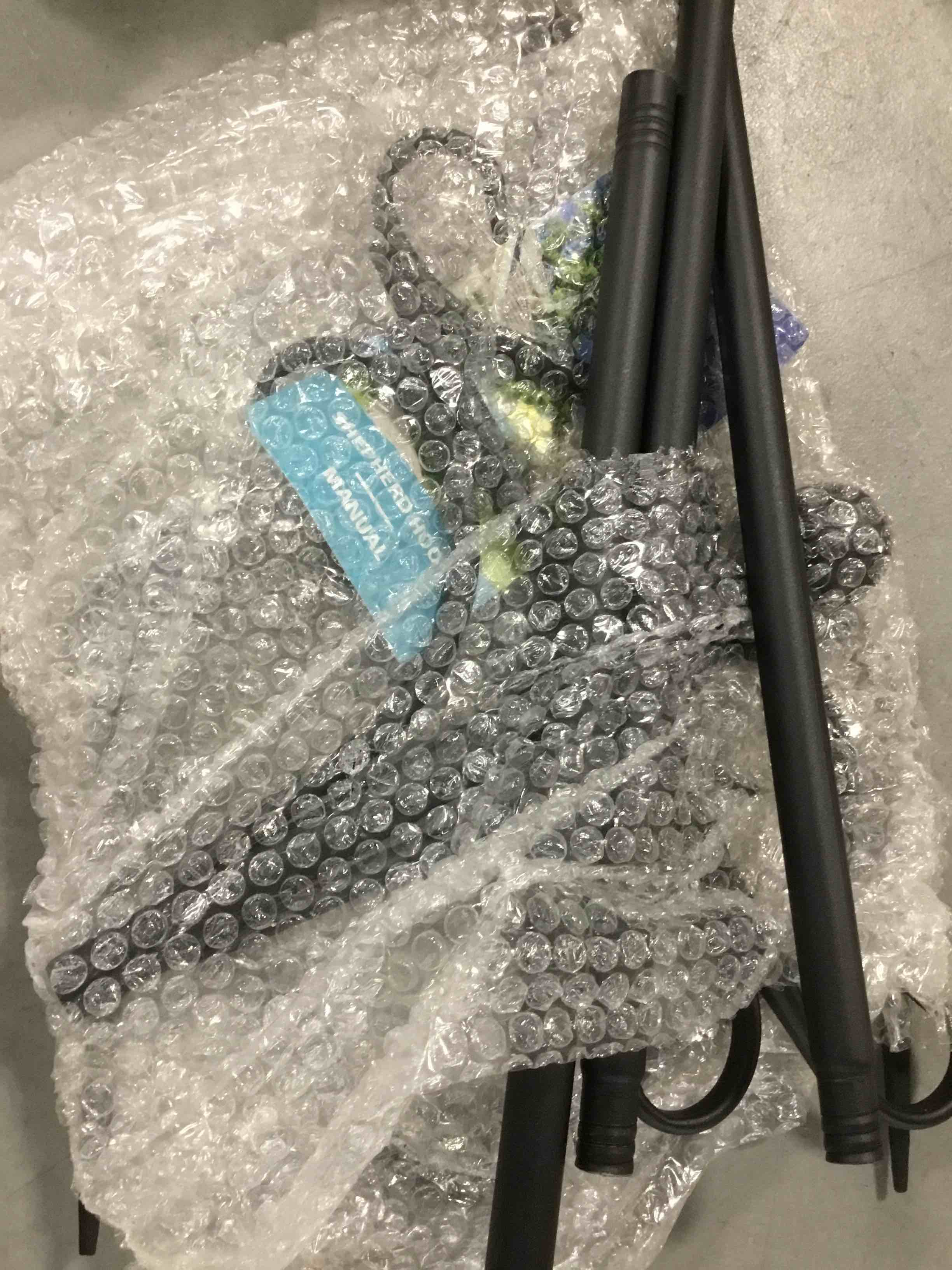 https://s3.amazonaws.com/lotting-images-prod/bidfta/RED6561609_1716296668640.jpeg