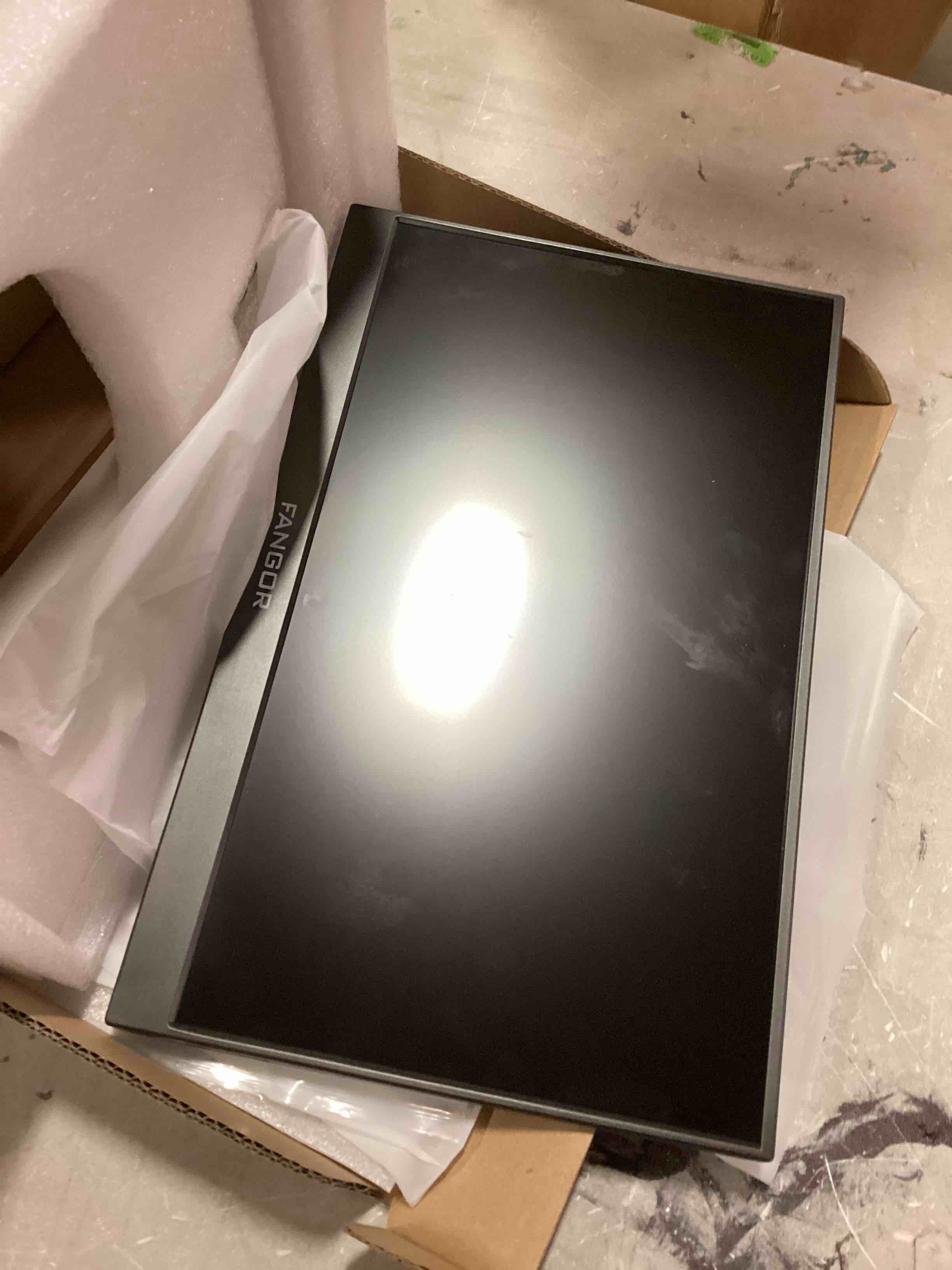 https://s3.amazonaws.com/lotting-images-prod/bidfta/RED6561808_1716383039196.jpeg