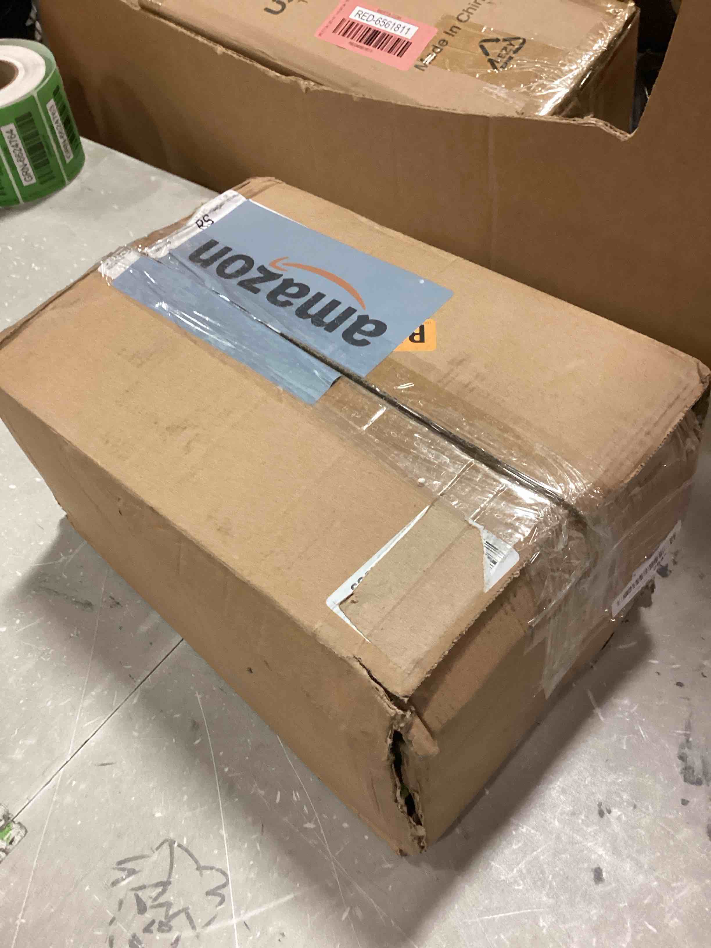 https://s3.amazonaws.com/lotting-images-prod/bidfta/RED6561817_1716383962816.jpeg