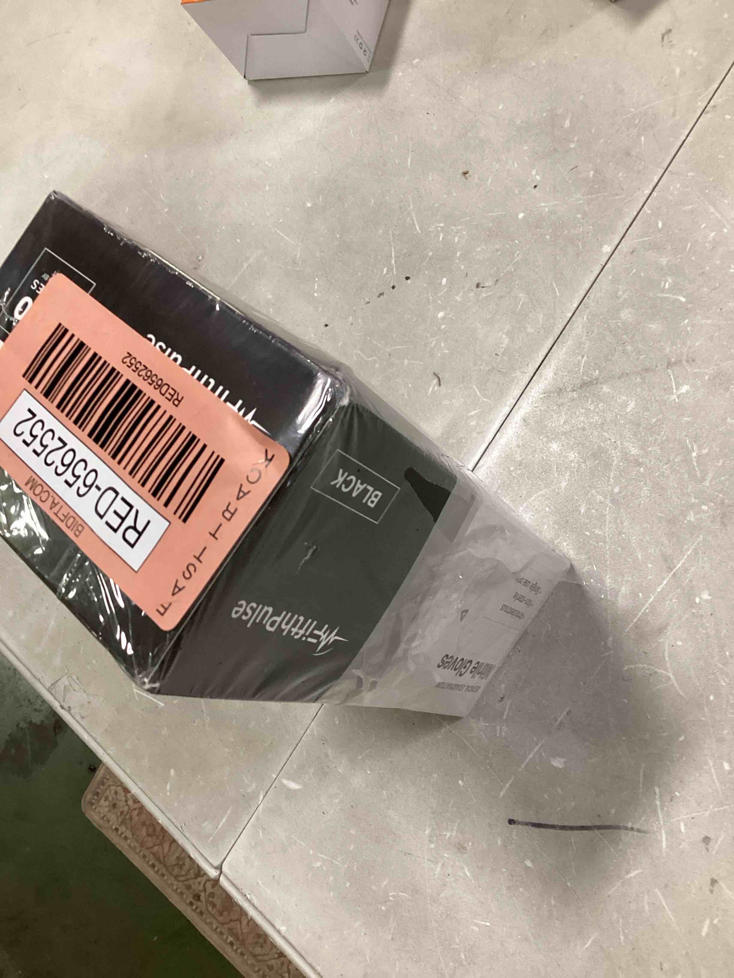 https://s3.amazonaws.com/lotting-images-prod/bidfta/RED6562552_1716644697572.jpeg