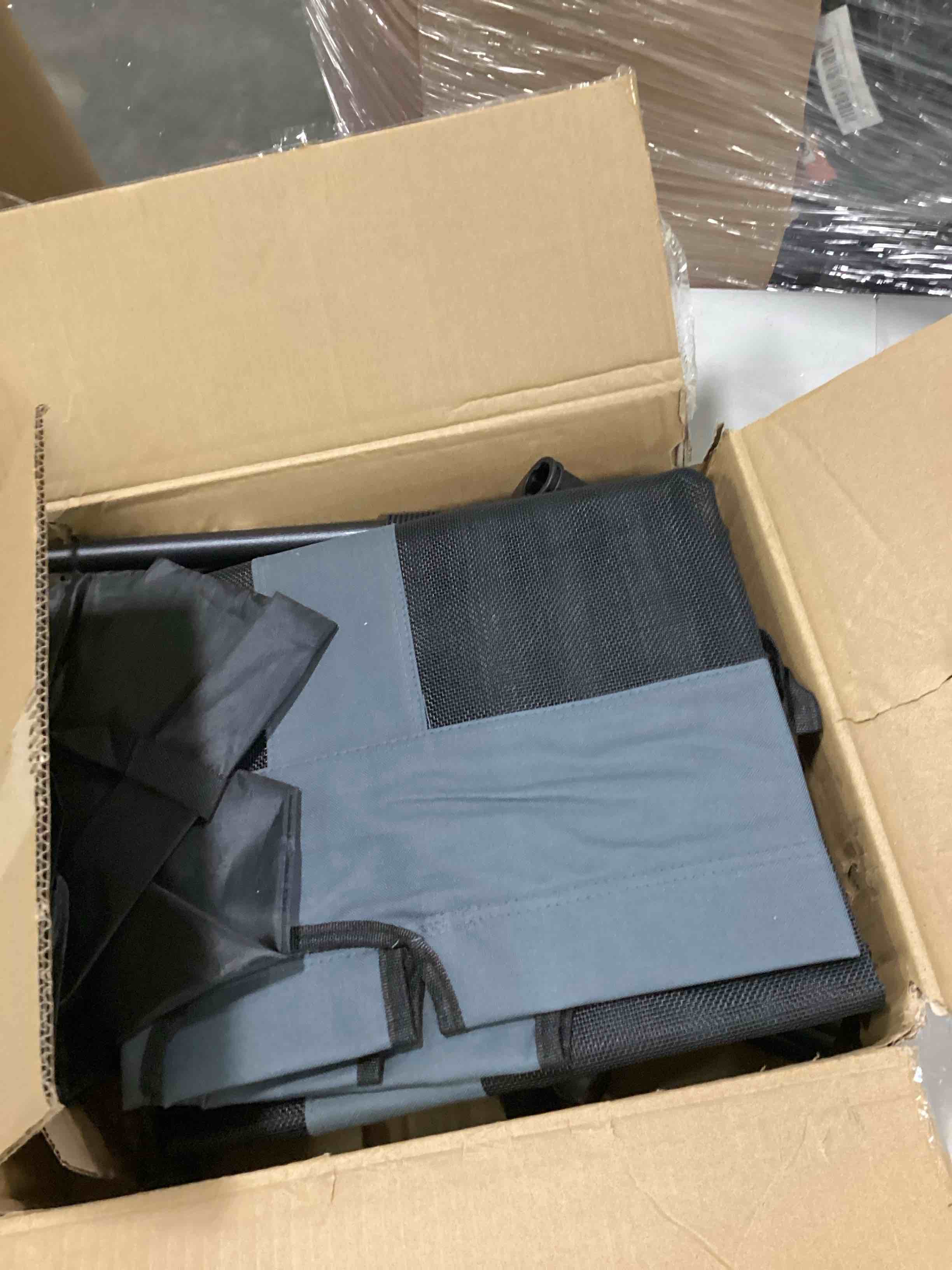 https://s3.amazonaws.com/lotting-images-prod/bidfta/RED6562619_1716651561050.jpeg