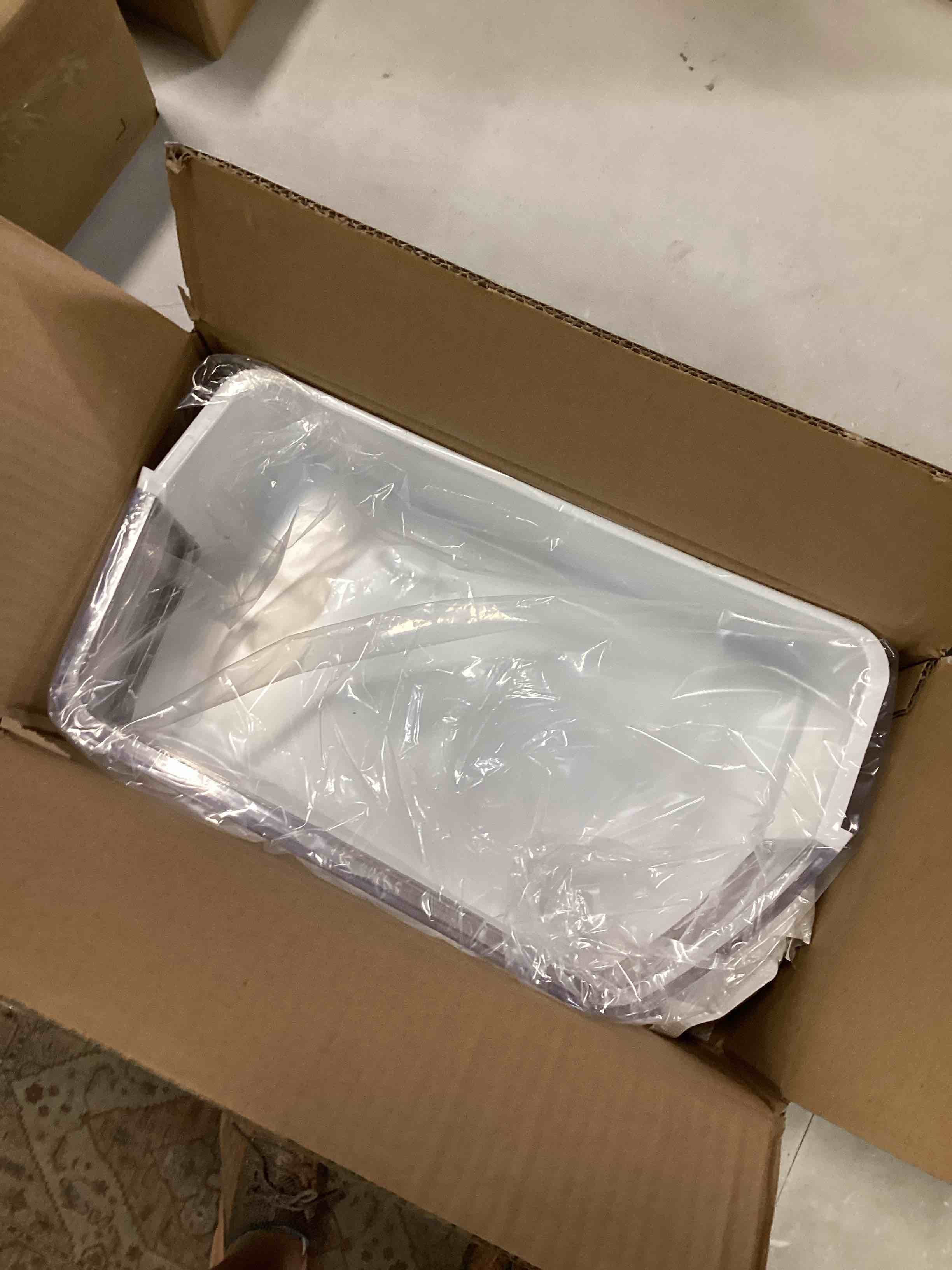 https://s3.amazonaws.com/lotting-images-prod/bidfta/RED6562633_1716652676067.jpeg