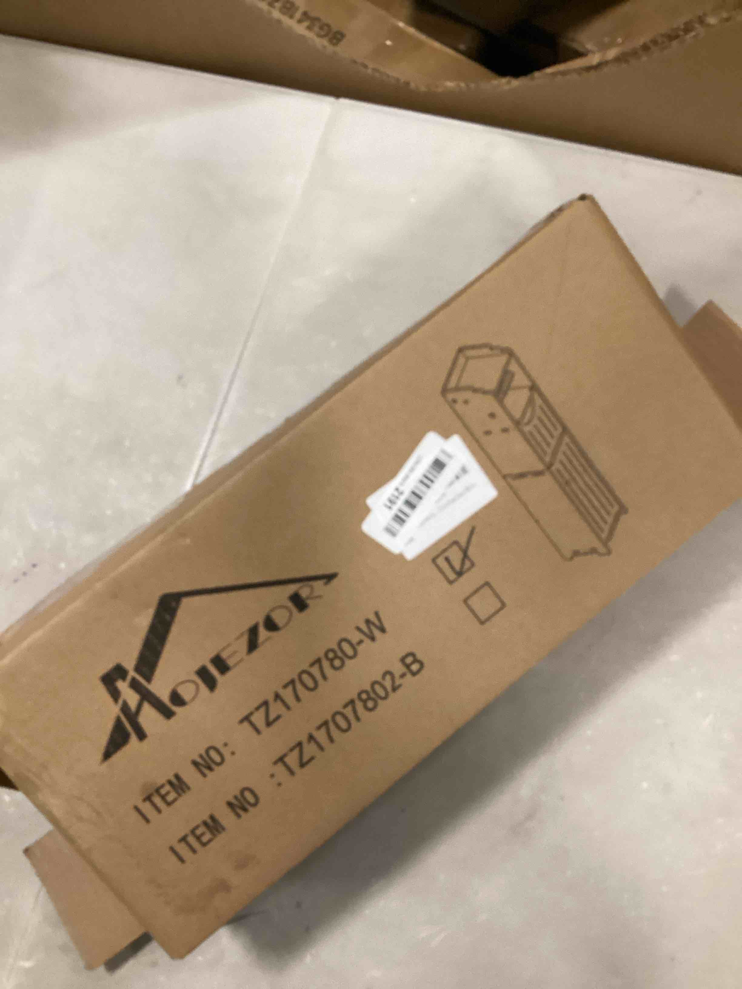 https://s3.amazonaws.com/lotting-images-prod/bidfta/RED6562652_1716654467210.jpeg
