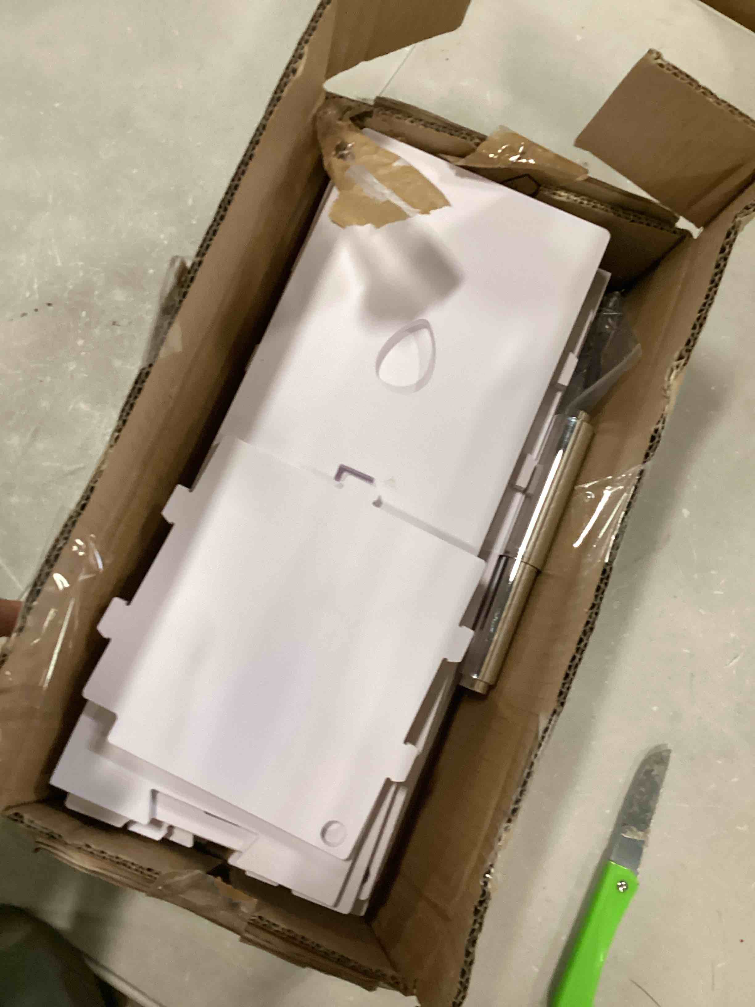 https://s3.amazonaws.com/lotting-images-prod/bidfta/RED6562652_1716654503258.jpeg