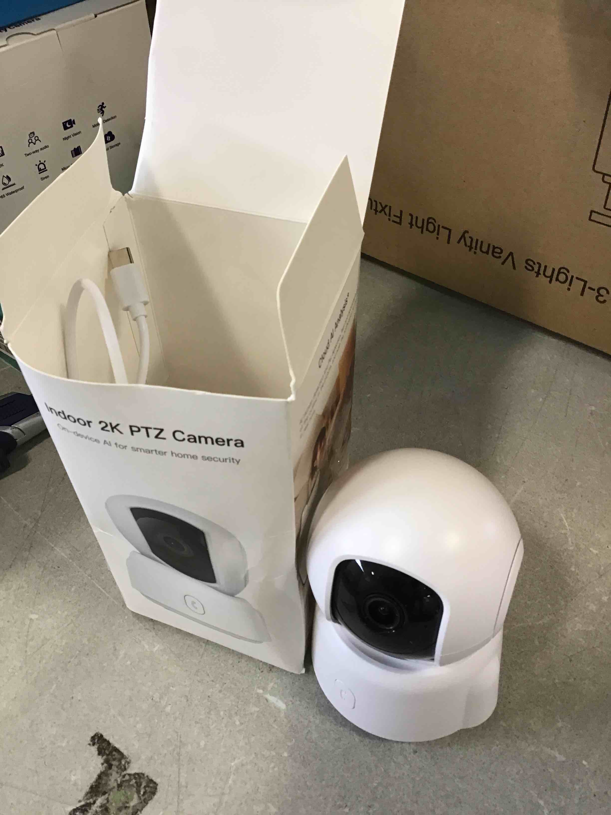 https://s3.amazonaws.com/lotting-images-prod/bidfta/RED6563160_1715803003714.jpeg