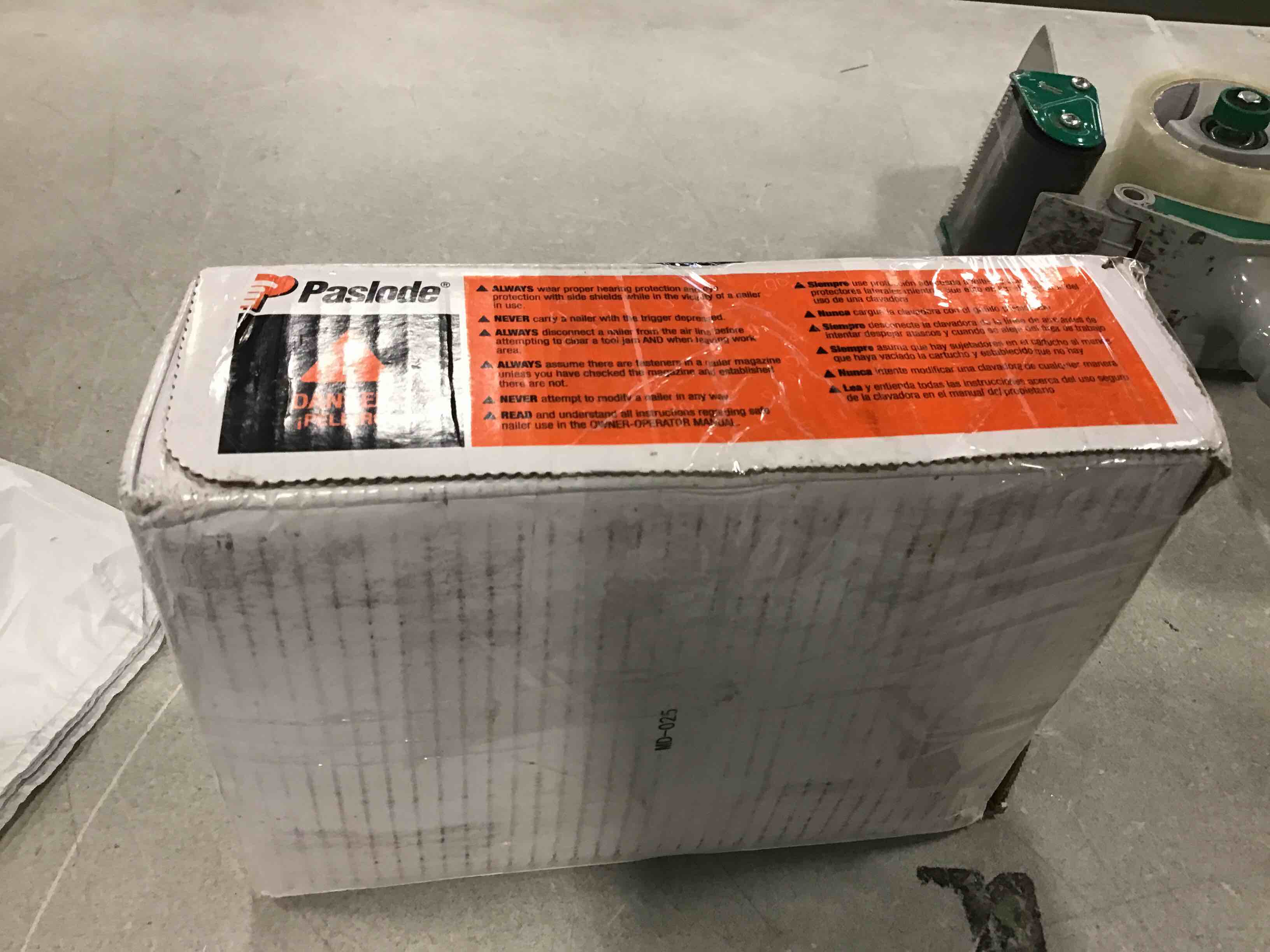 https://s3.amazonaws.com/lotting-images-prod/bidfta/RED6563540_1715945890673.jpeg
