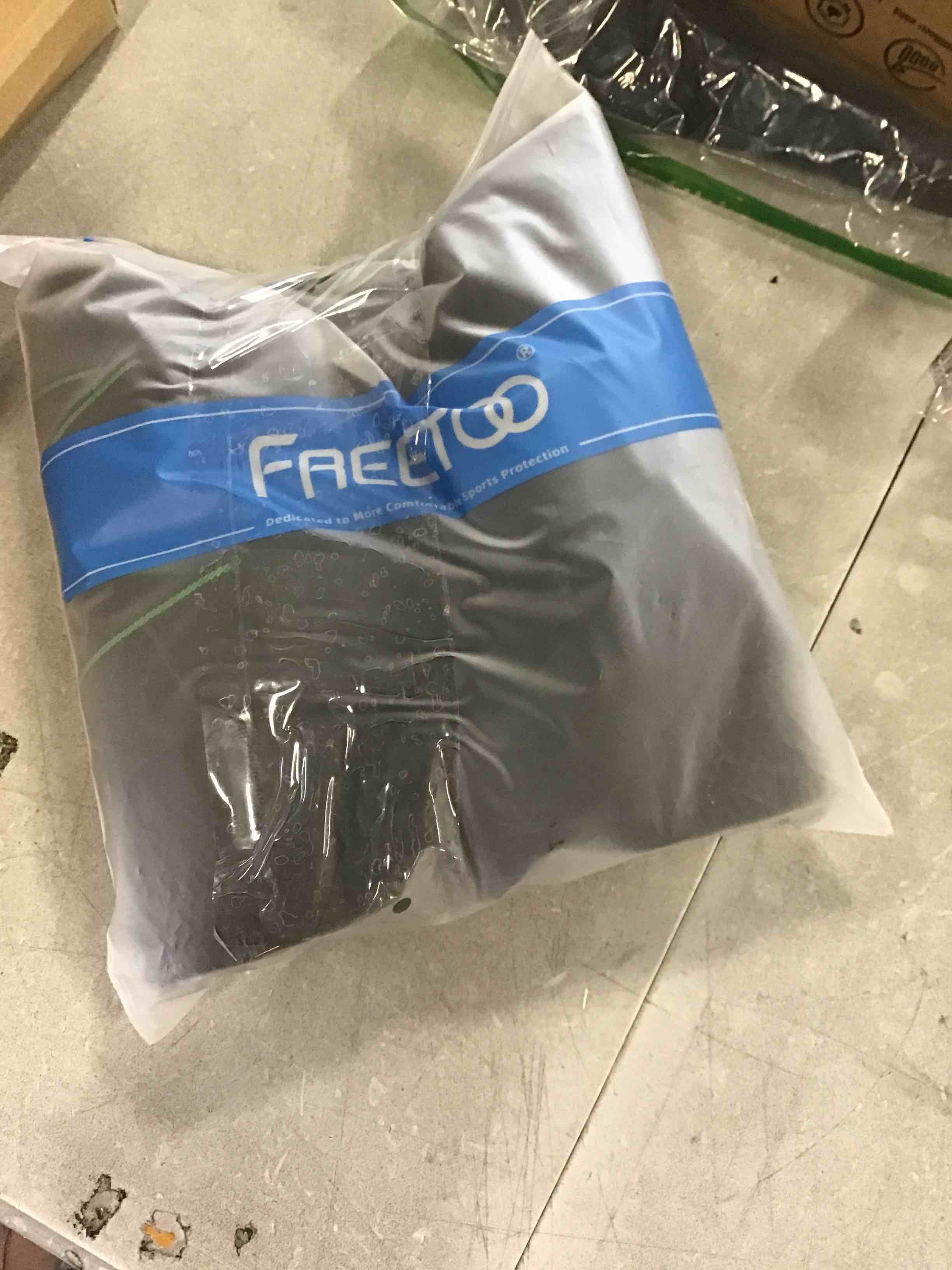 https://s3.amazonaws.com/lotting-images-prod/bidfta/RED6563988_1716041490268.jpeg