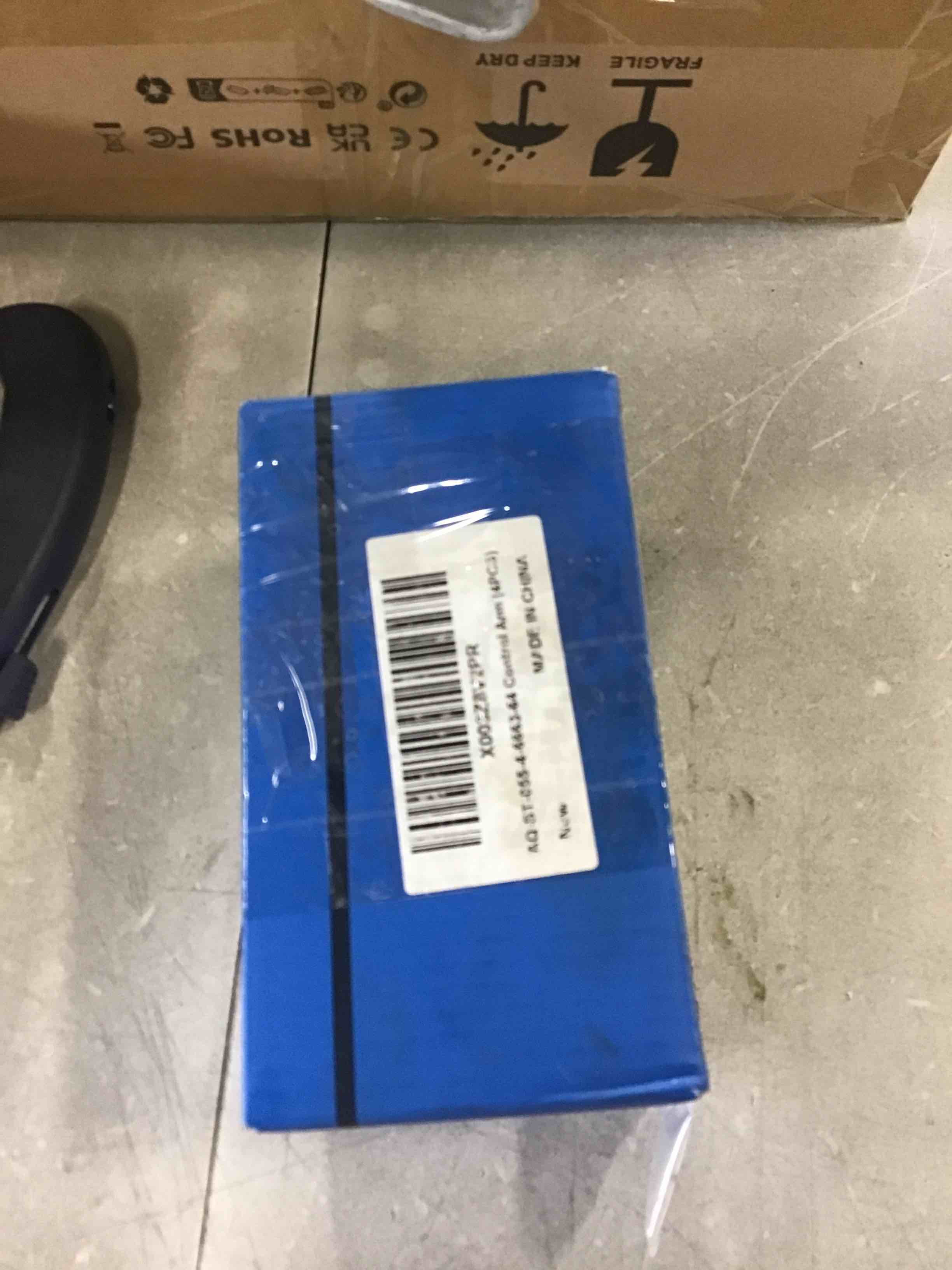 https://s3.amazonaws.com/lotting-images-prod/bidfta/RED6564015_1716043869236.jpeg