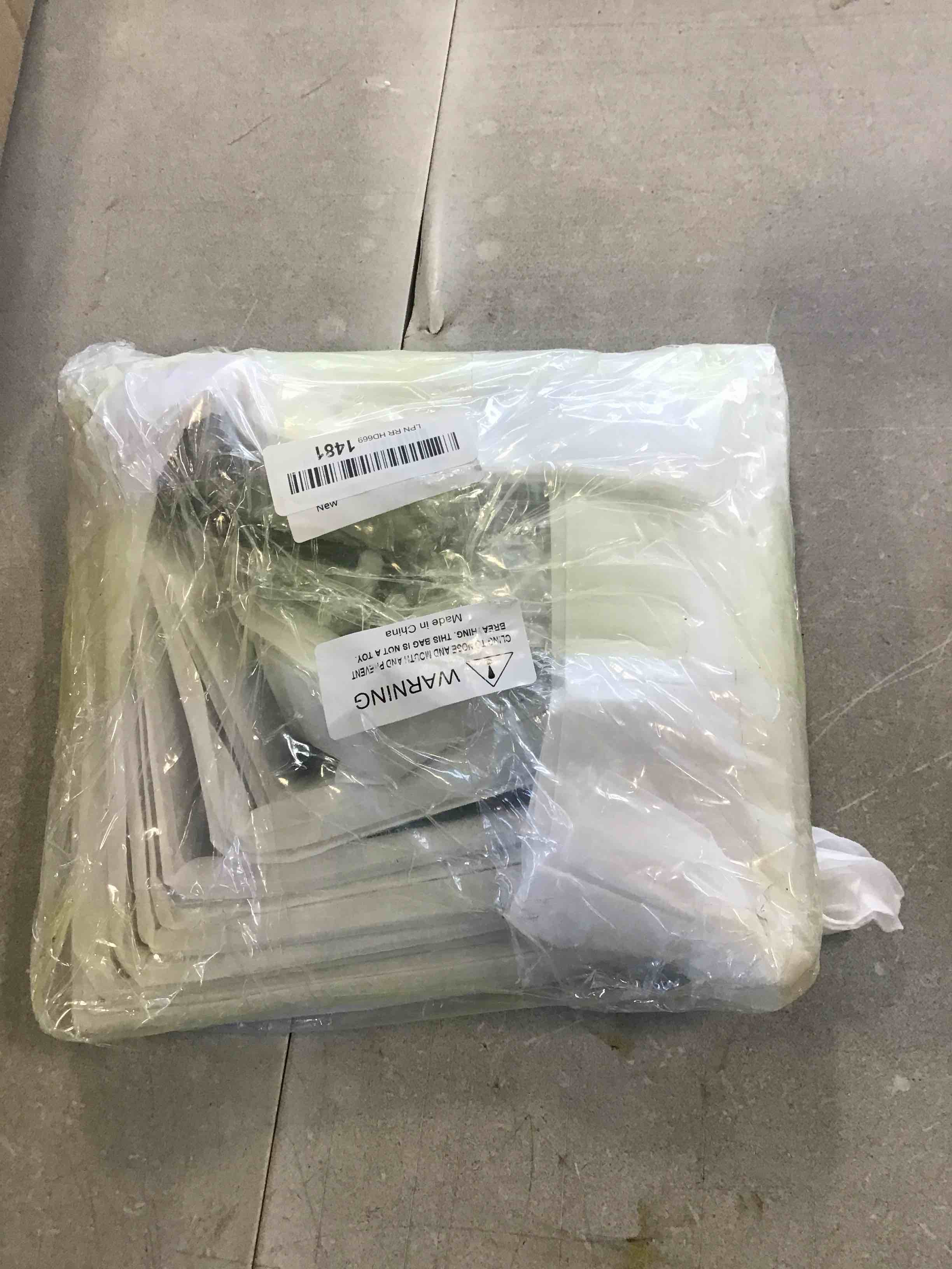 https://s3.amazonaws.com/lotting-images-prod/bidfta/RED6564332_1716216142942.jpeg