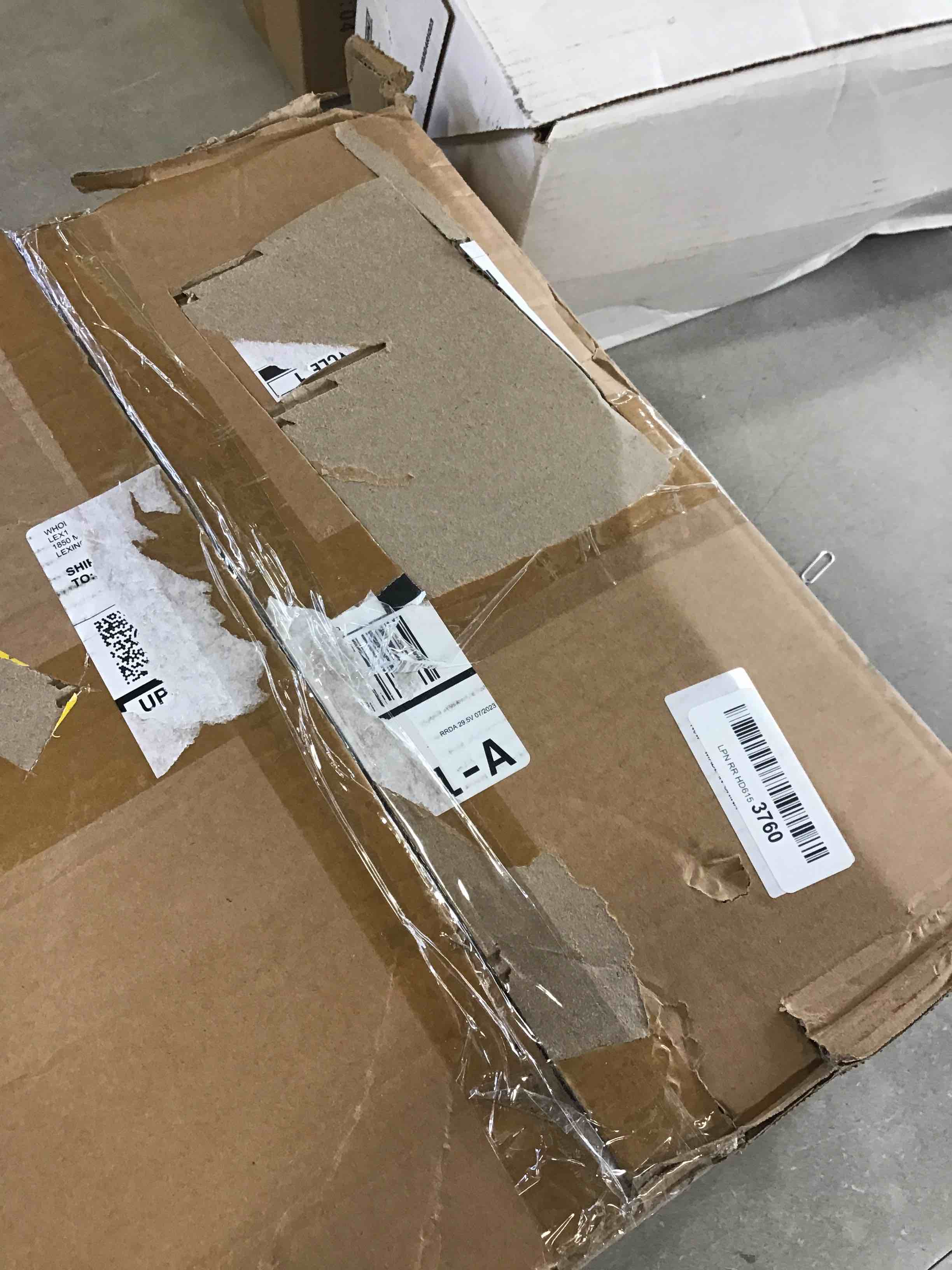 https://s3.amazonaws.com/lotting-images-prod/bidfta/RED6564385_1716220546065.jpeg