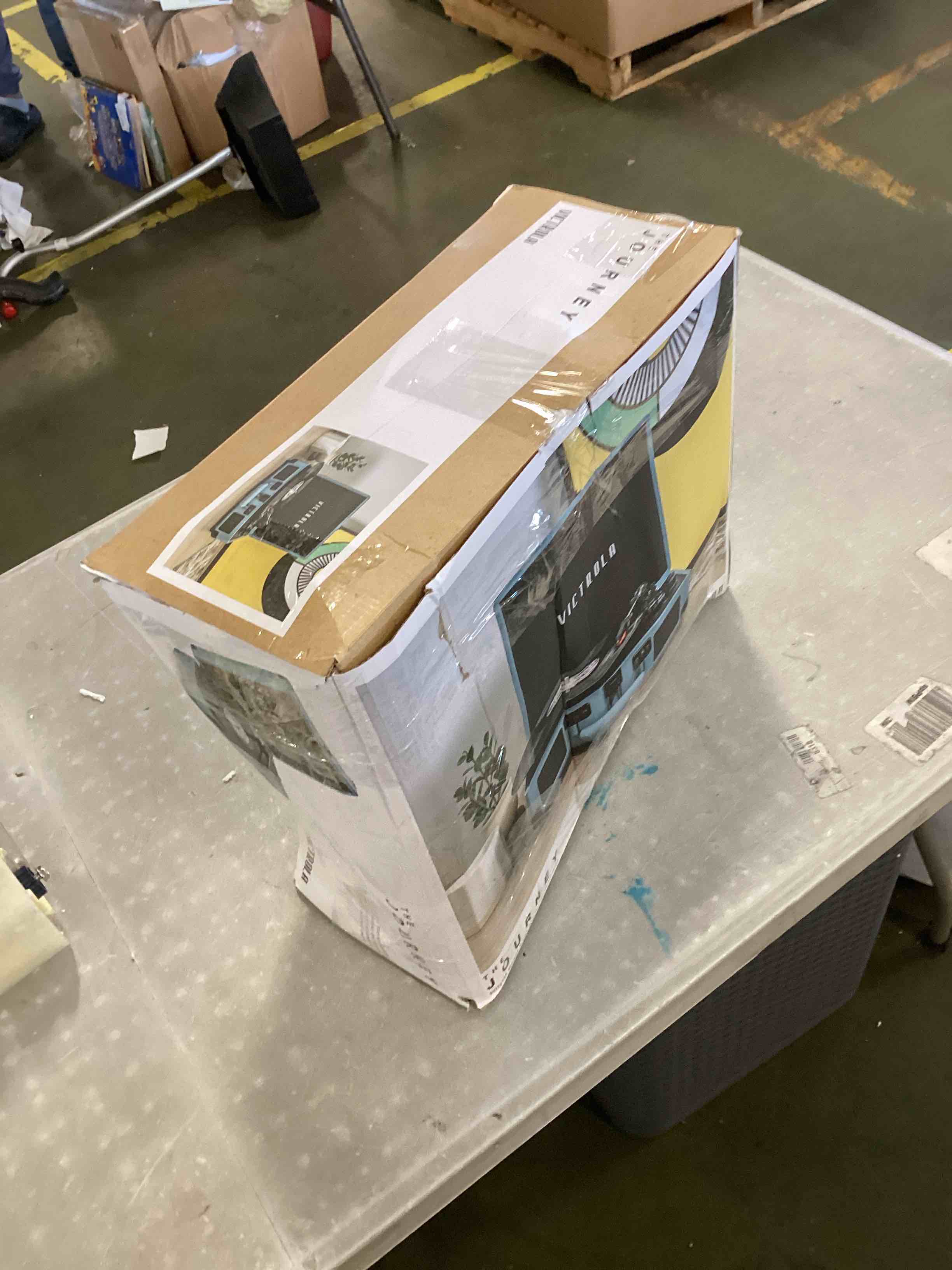 https://s3.amazonaws.com/lotting-images-prod/bidfta/RED6565251_1717074271383.jpeg