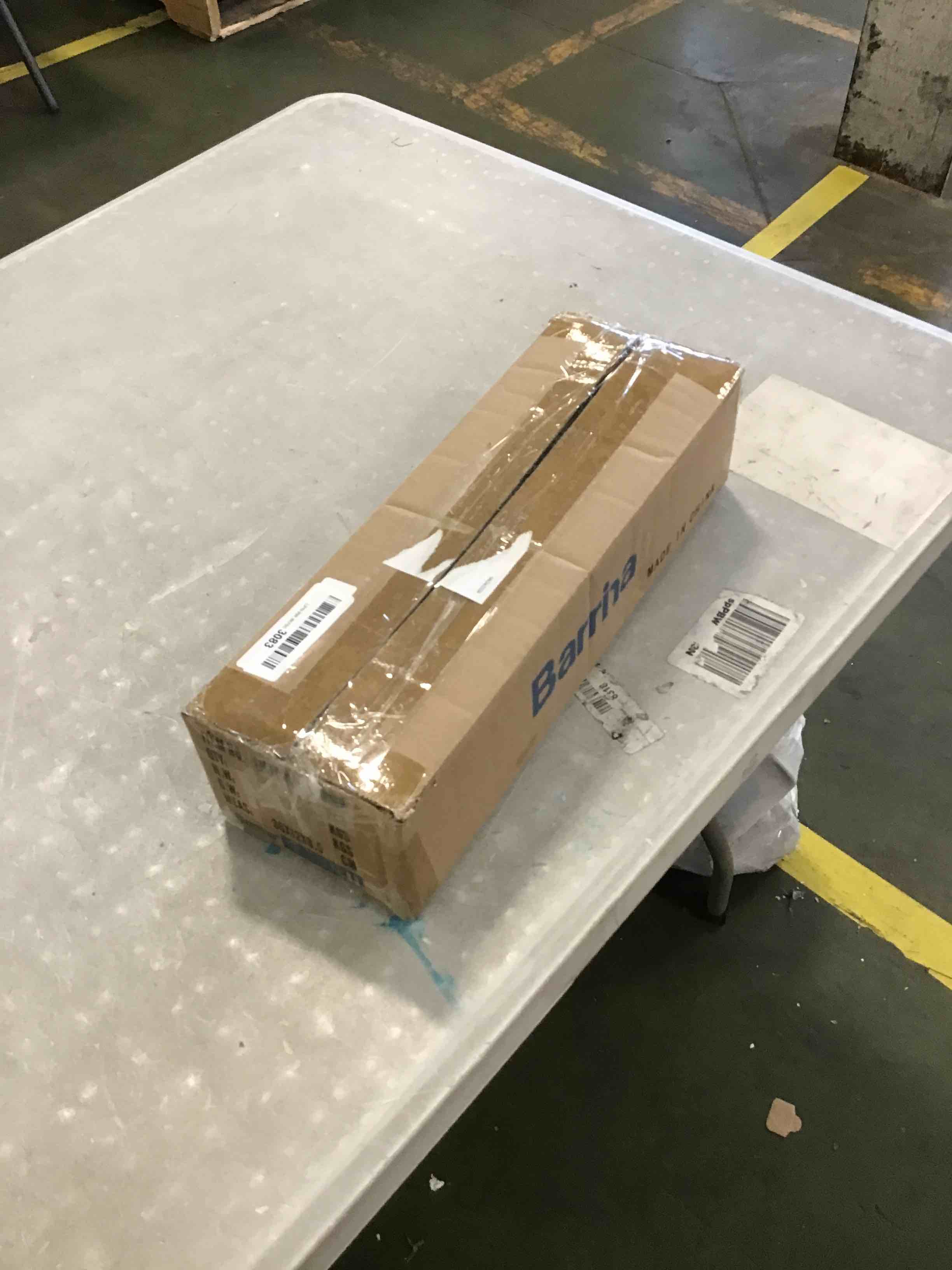 https://s3.amazonaws.com/lotting-images-prod/bidfta/RED6565572_1717162096545.jpeg