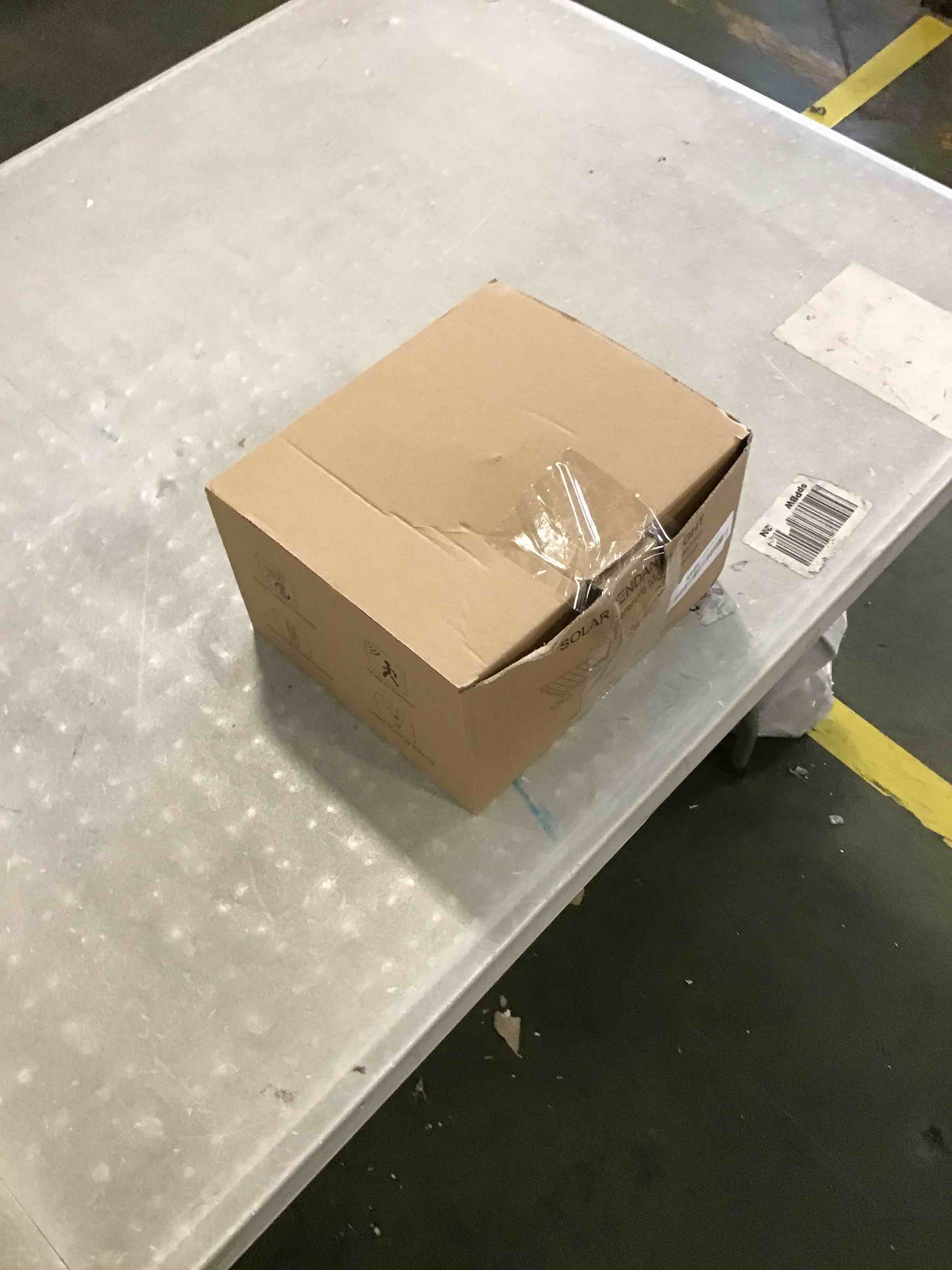 https://s3.amazonaws.com/lotting-images-prod/bidfta/RED6565718_1717176681053.jpeg