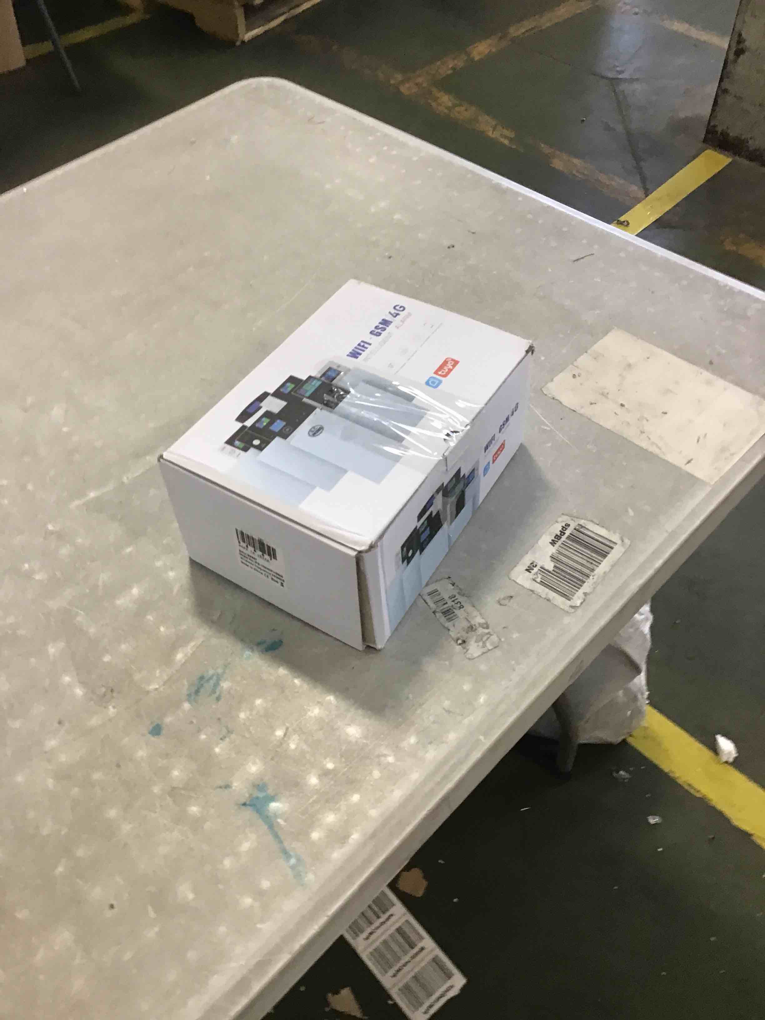 https://s3.amazonaws.com/lotting-images-prod/bidfta/RED6565750_1717180273000.jpeg