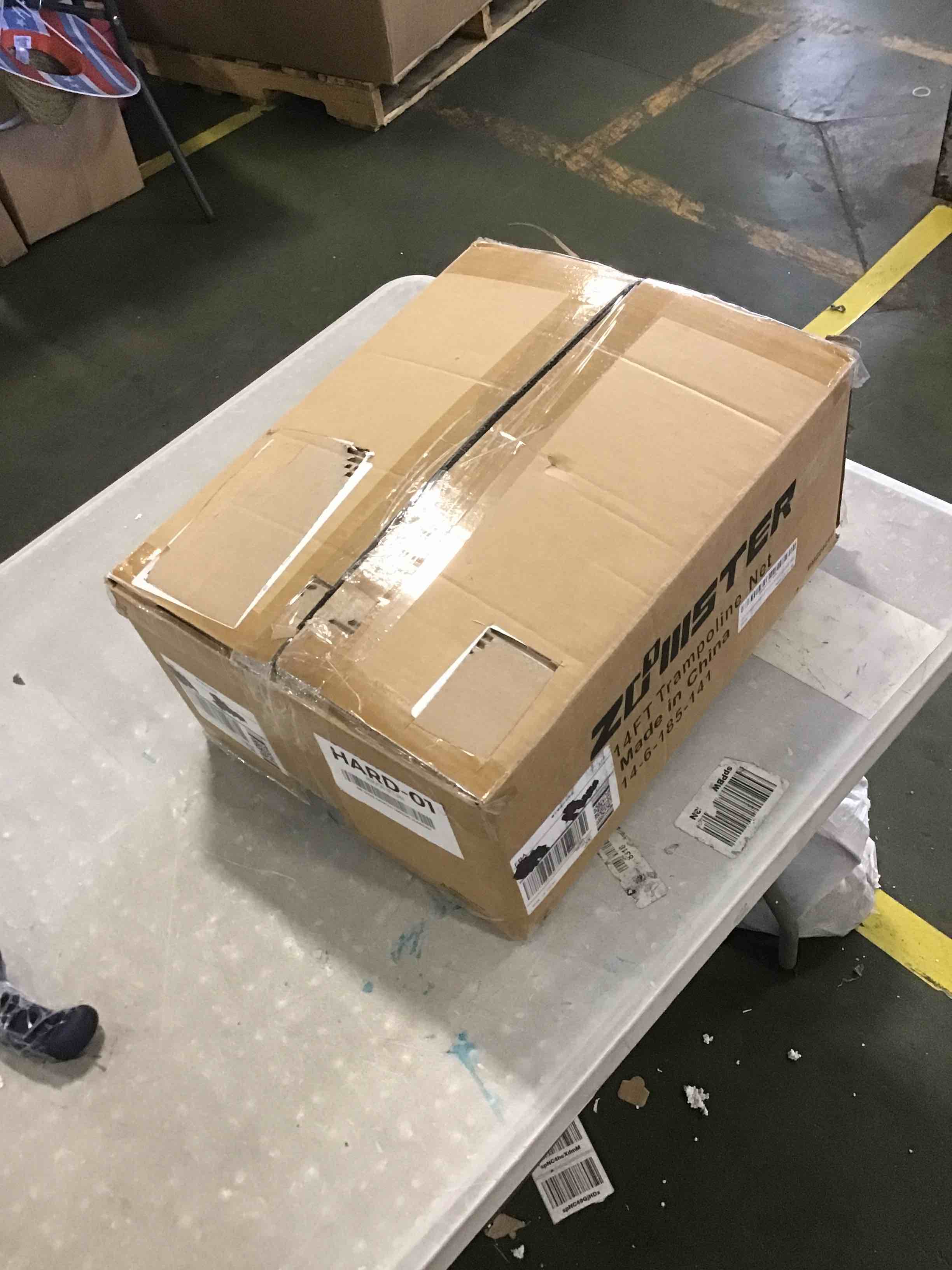https://s3.amazonaws.com/lotting-images-prod/bidfta/RED6565820_1717186424557.jpeg
