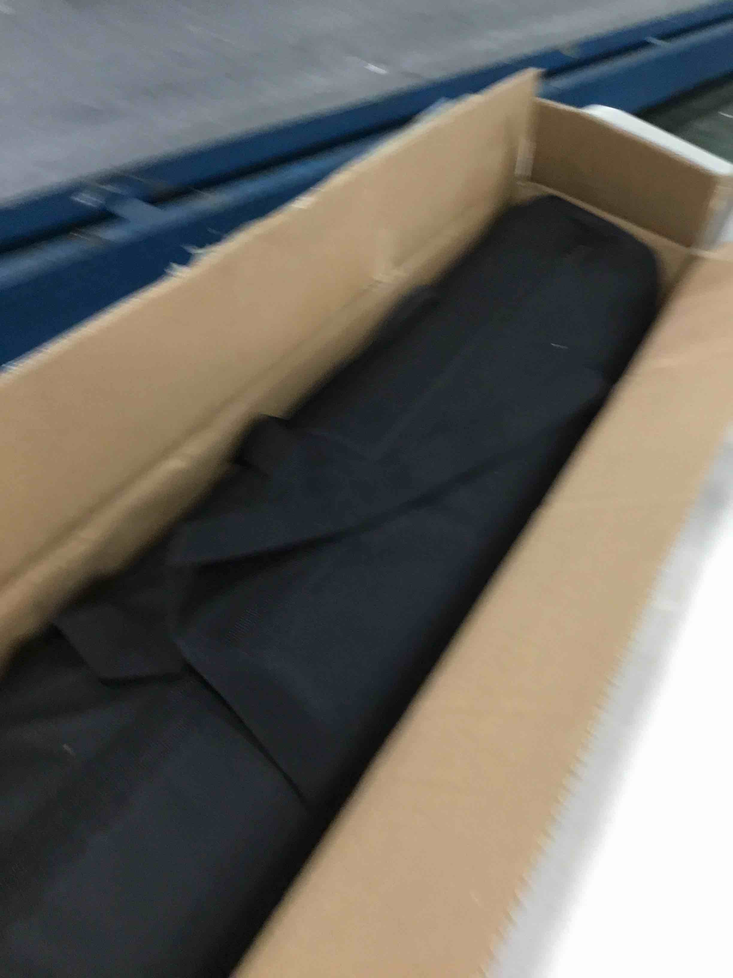 https://s3.amazonaws.com/lotting-images-prod/bidfta/RED6567513_1715959816963.jpeg