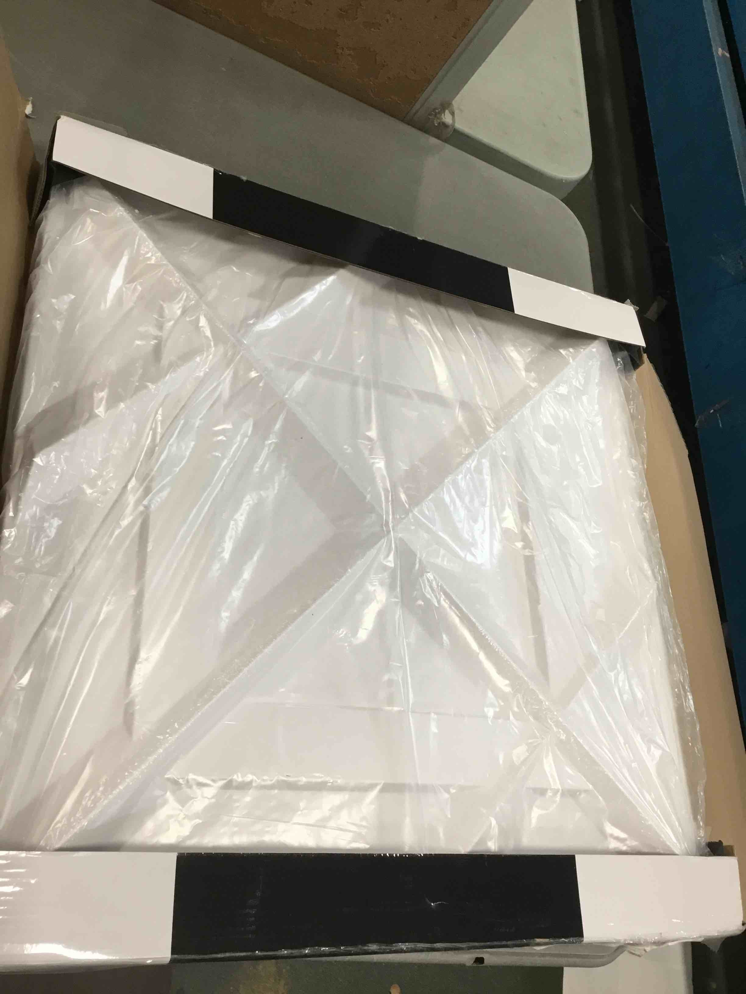 https://s3.amazonaws.com/lotting-images-prod/bidfta/RED6567935_1716217498557.jpeg