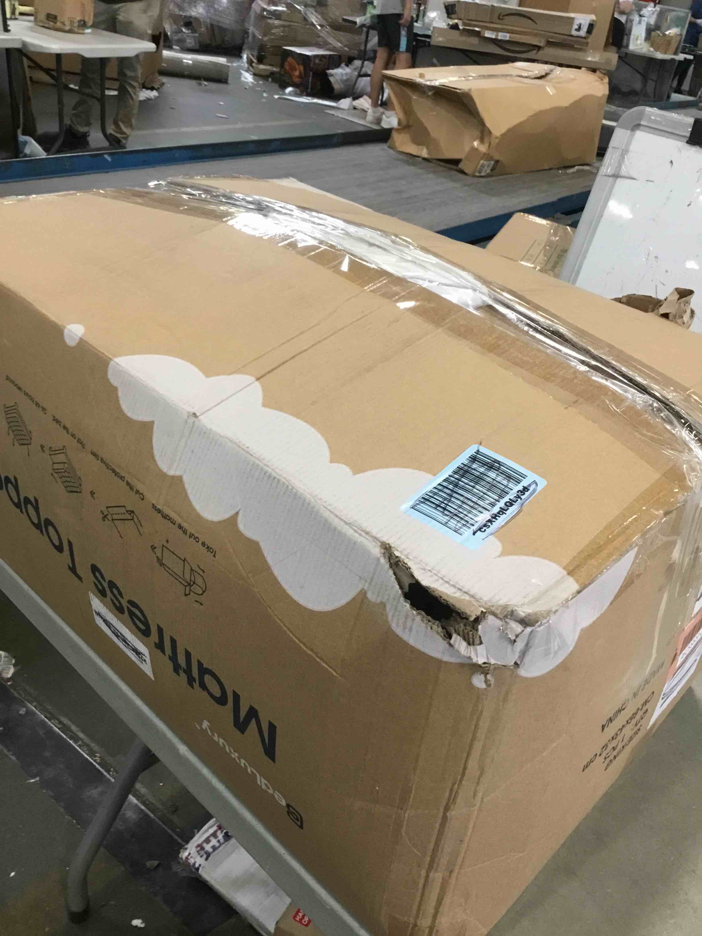 https://s3.amazonaws.com/lotting-images-prod/bidfta/RED6568296_1716319350287.jpeg