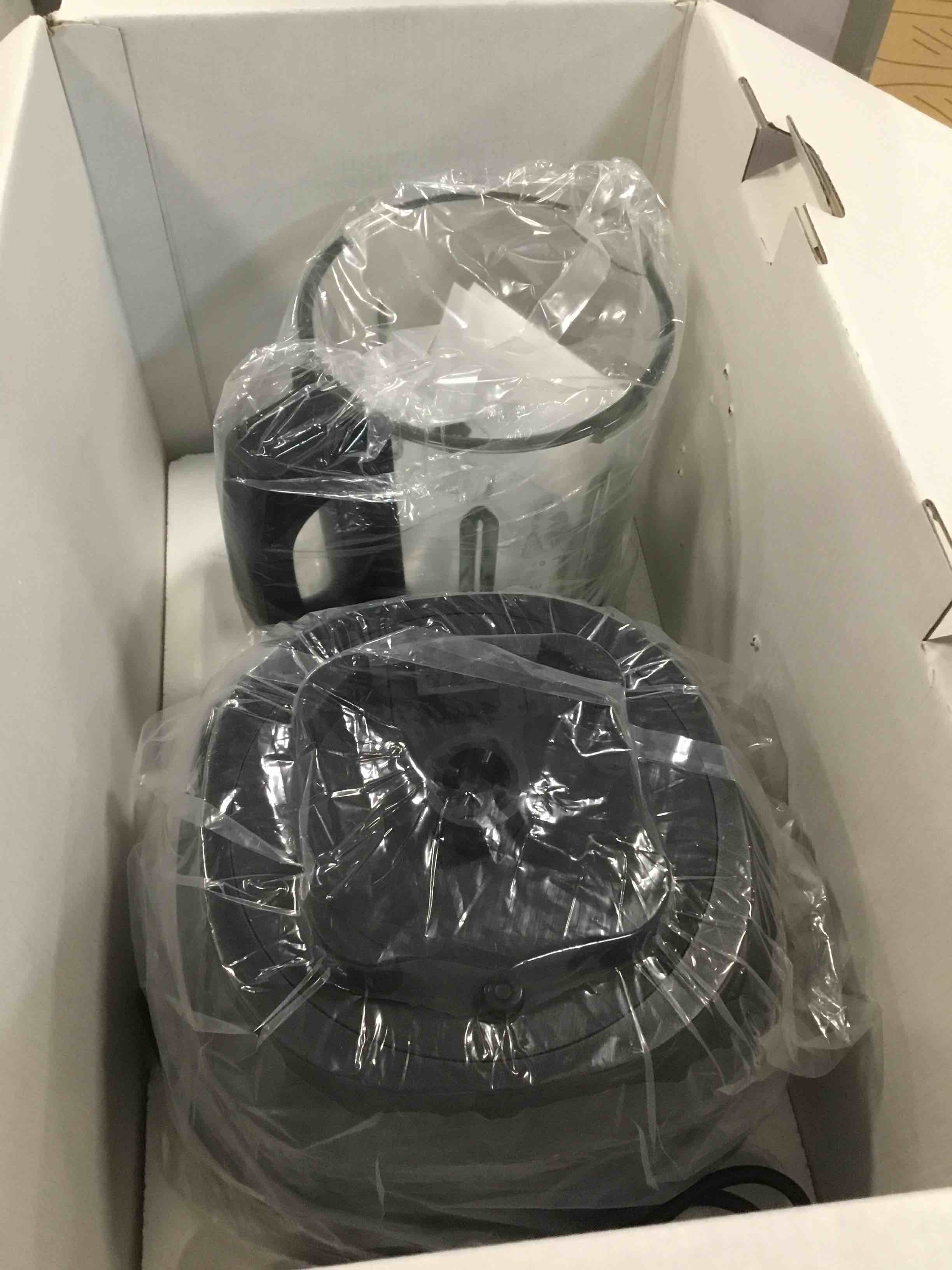 https://s3.amazonaws.com/lotting-images-prod/bidfta/RED6568404_1716384564483.jpeg