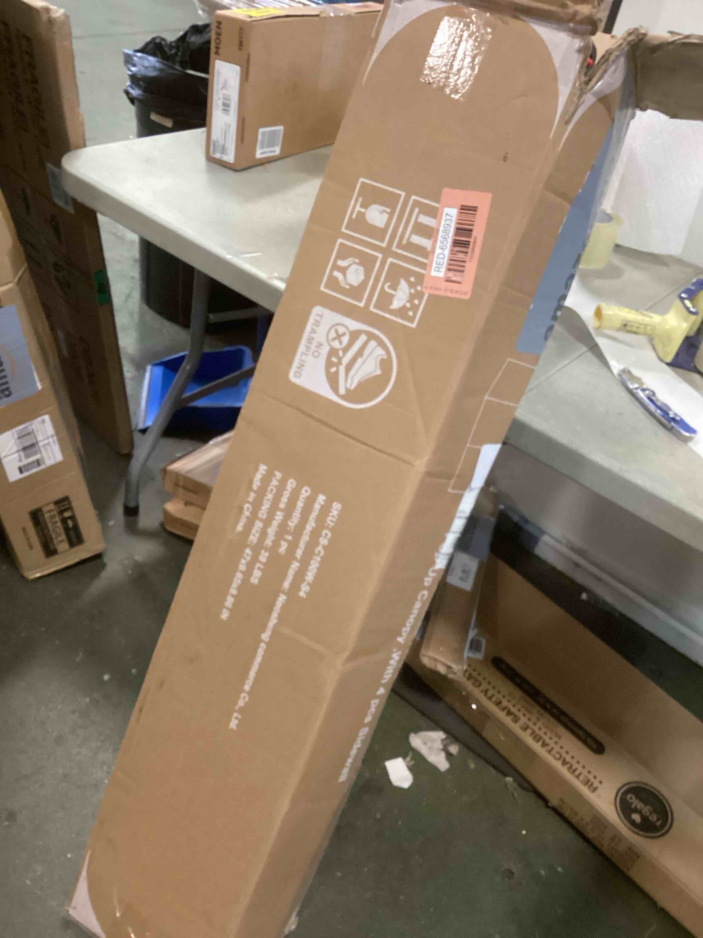 https://s3.amazonaws.com/lotting-images-prod/bidfta/RED6568937_1716565390594.jpeg