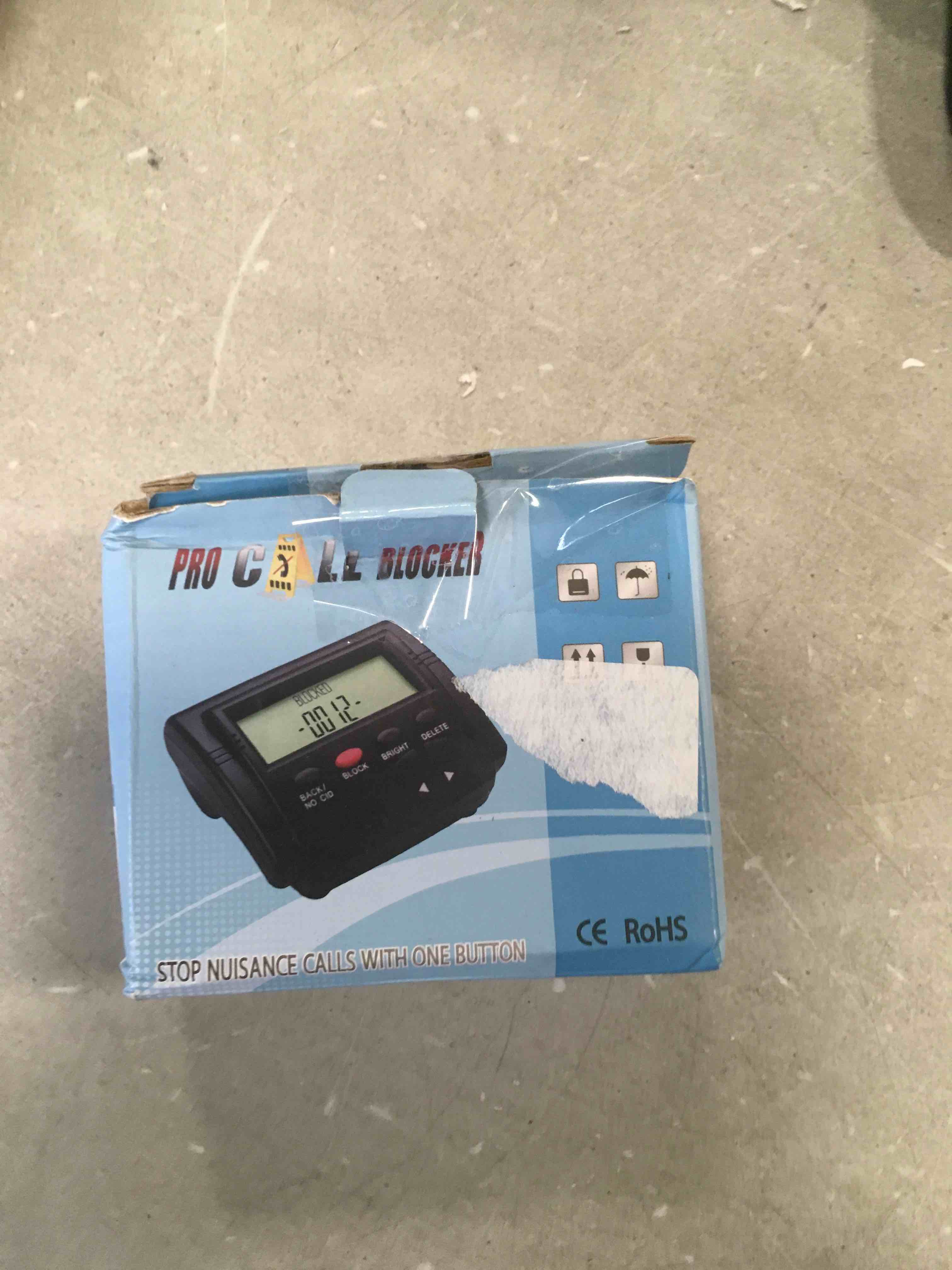 https://s3.amazonaws.com/lotting-images-prod/bidfta/RED6569450_1717002869065.jpeg
