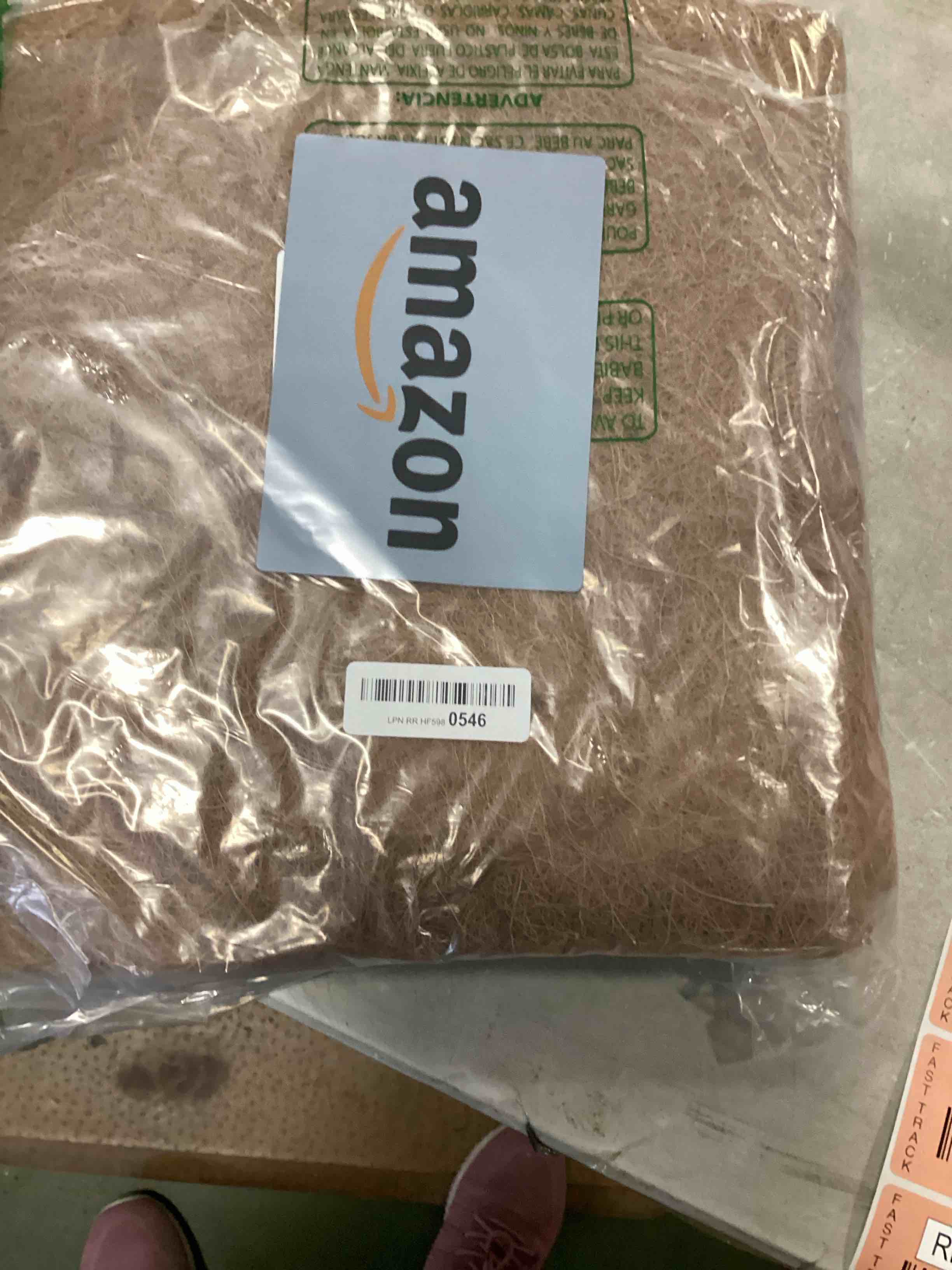 https://s3.amazonaws.com/lotting-images-prod/bidfta/RED6569478_1717004737063.jpeg