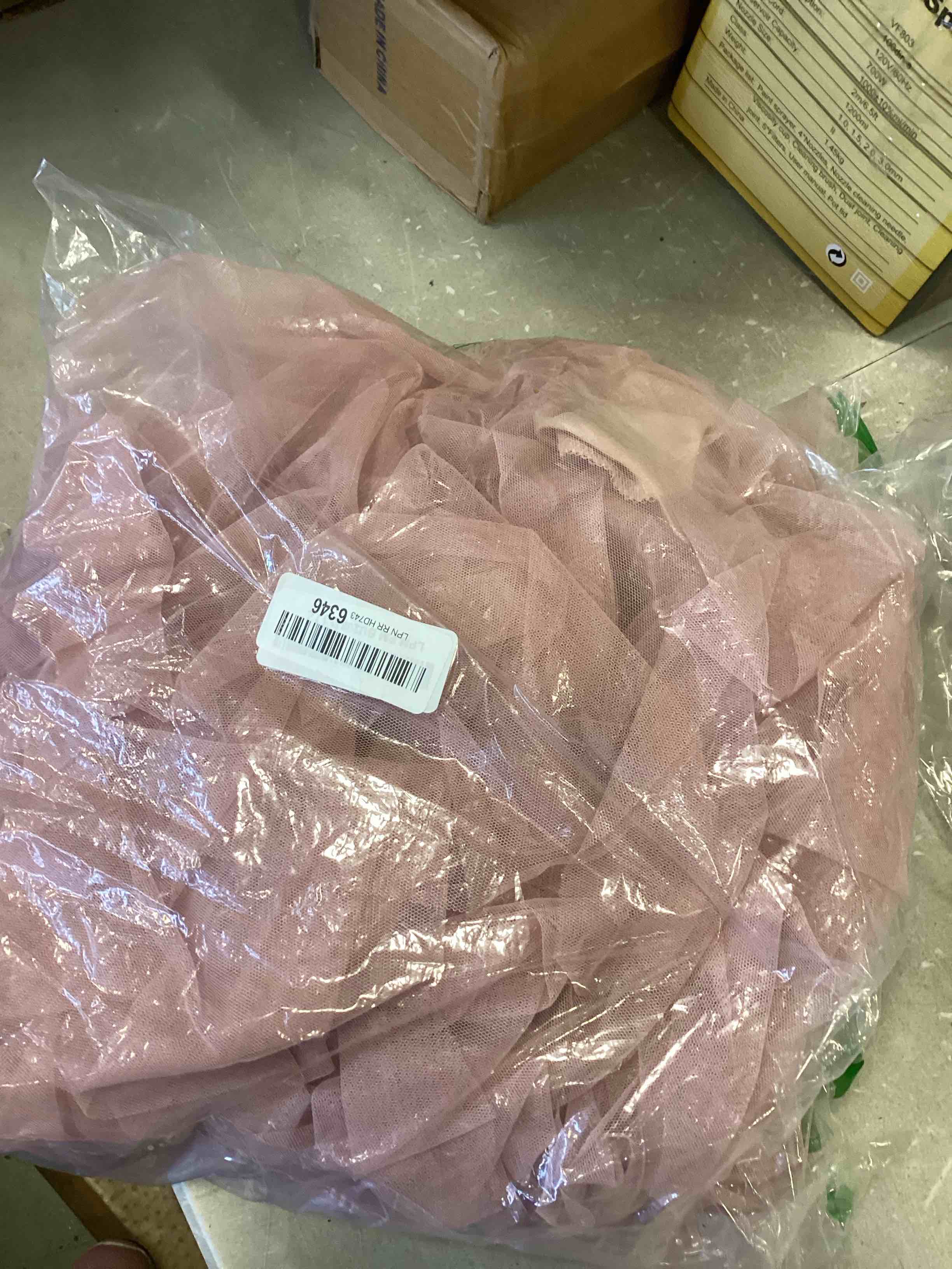 https://s3.amazonaws.com/lotting-images-prod/bidfta/RED6569899_1717161617353.jpeg