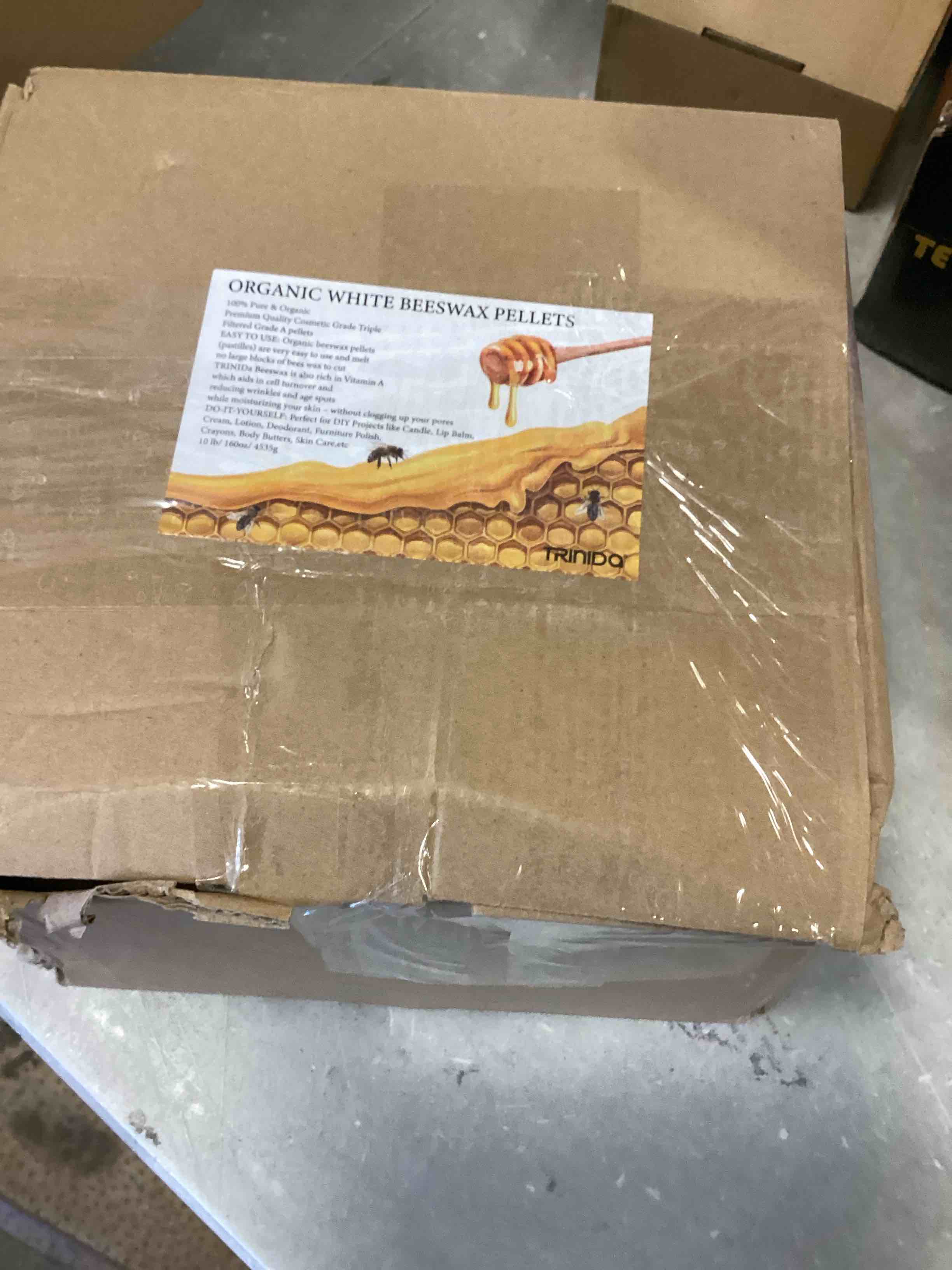 https://s3.amazonaws.com/lotting-images-prod/bidfta/RED6569965_1717167825860.jpeg