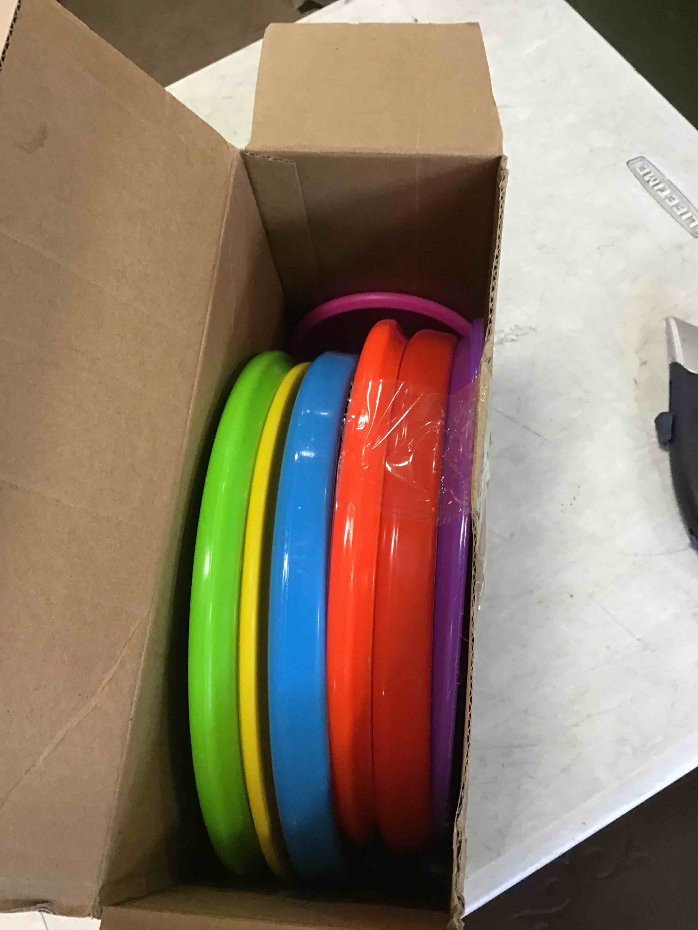 https://s3.amazonaws.com/lotting-images-prod/bidfta/RED6570280_1717597464155.jpeg