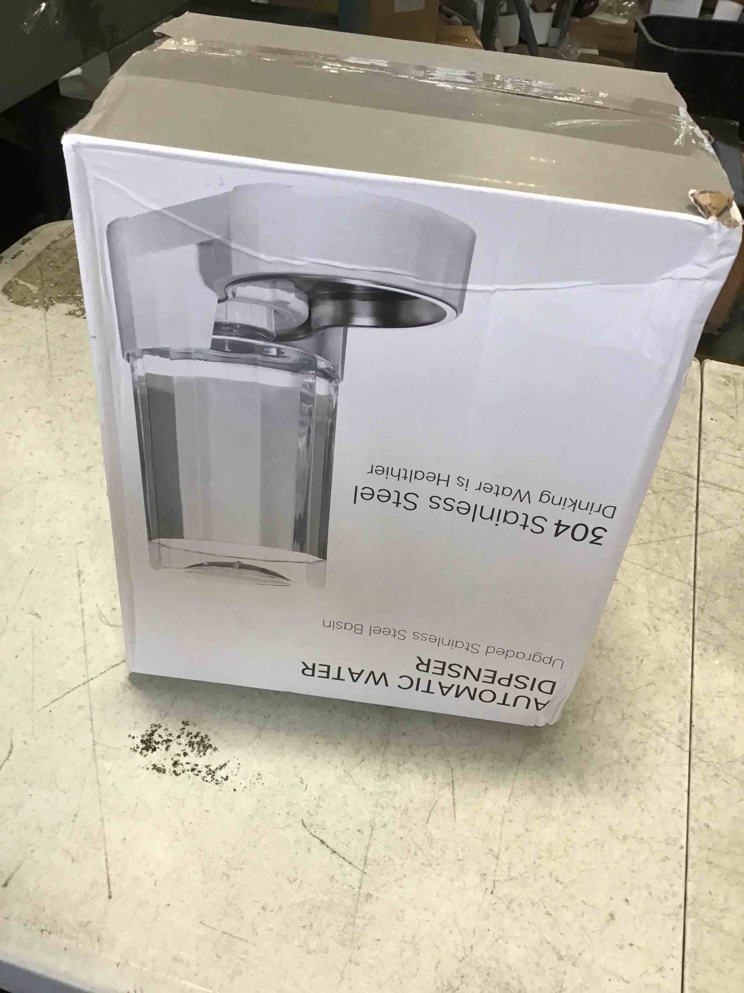 https://s3.amazonaws.com/lotting-images-prod/bidfta/RED6570285_1717597929495.jpeg