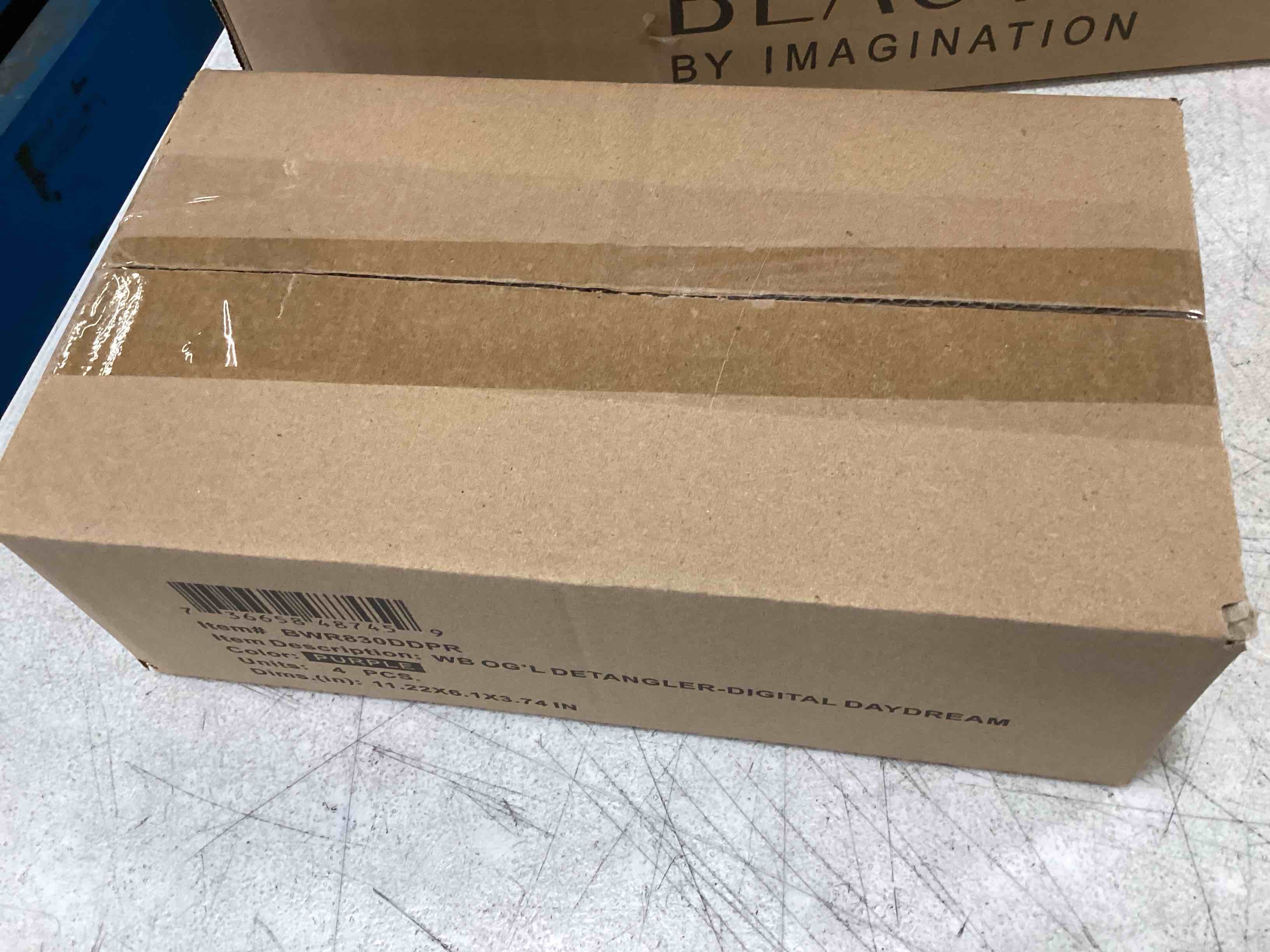 https://s3.amazonaws.com/lotting-images-prod/bidfta/RED6572374_1715176544897.jpeg