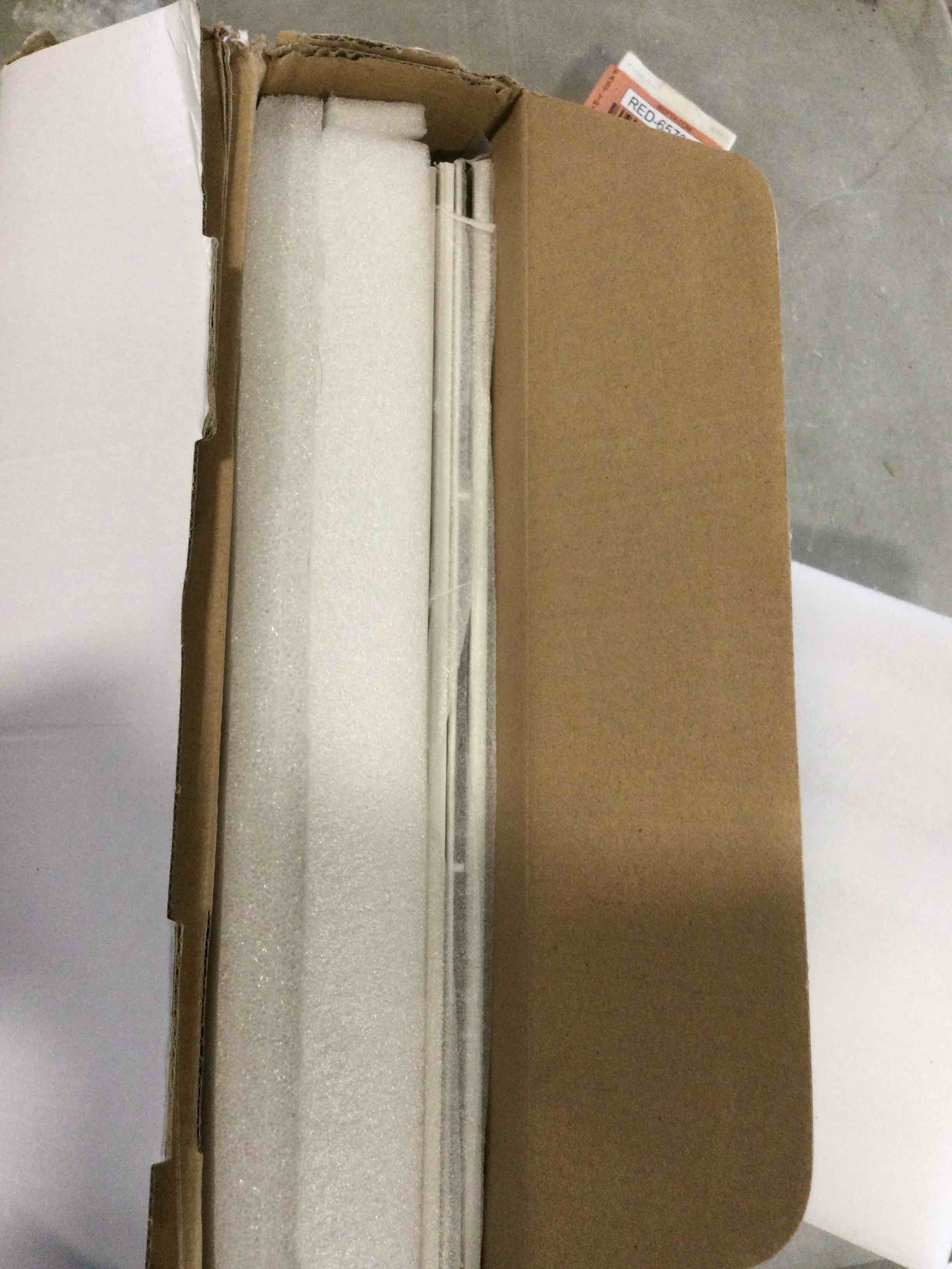 https://s3.amazonaws.com/lotting-images-prod/bidfta/RED6573515_1715266666365.jpeg
