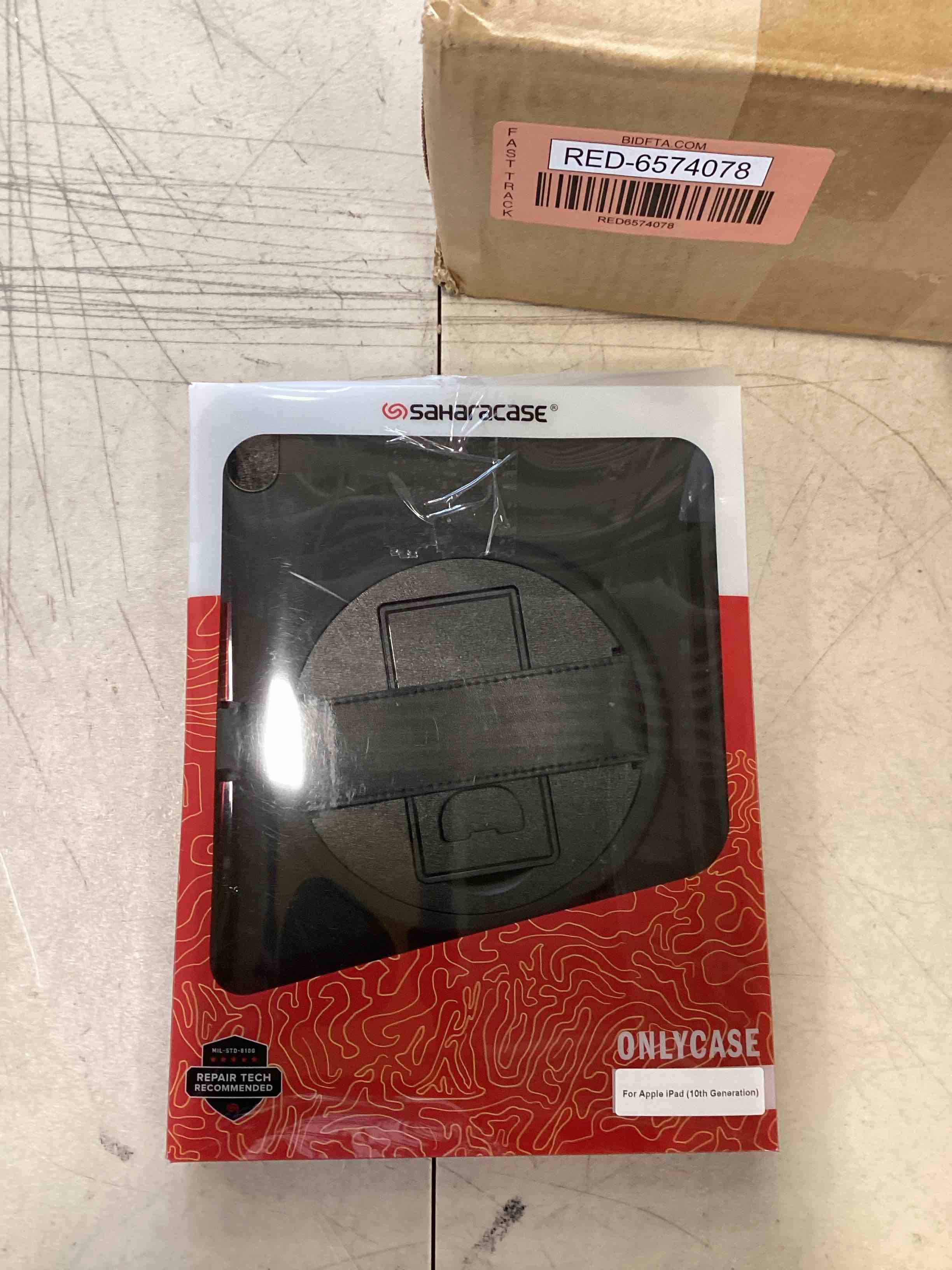 https://s3.amazonaws.com/lotting-images-prod/bidfta/RED6574081_1716900098552.jpeg
