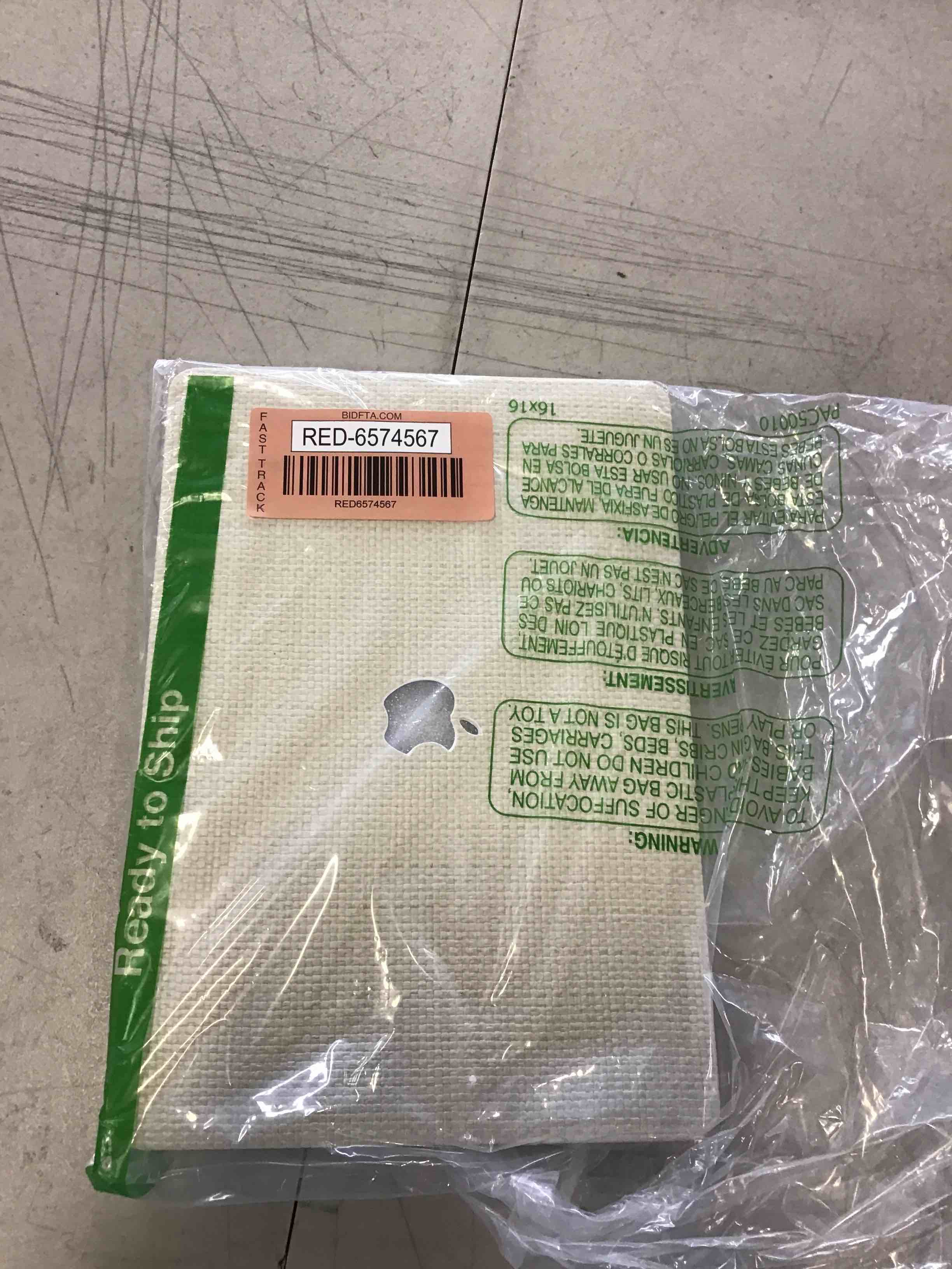 https://s3.amazonaws.com/lotting-images-prod/bidfta/RED6574567_1717089496827.jpeg
