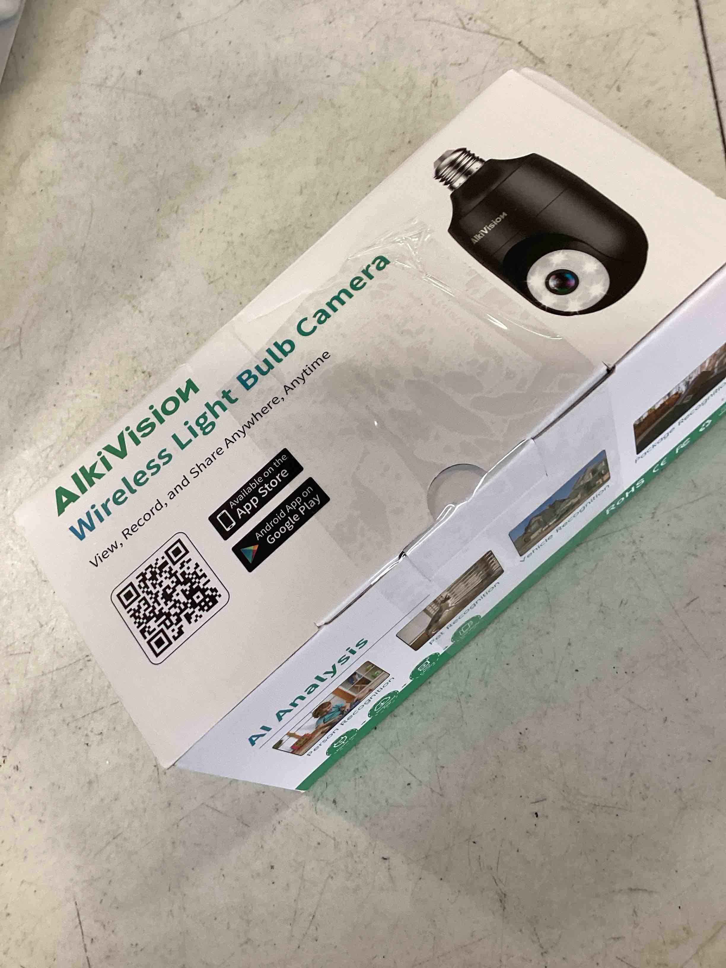 https://s3.amazonaws.com/lotting-images-prod/bidfta/RED6576162_1716495132266.jpeg