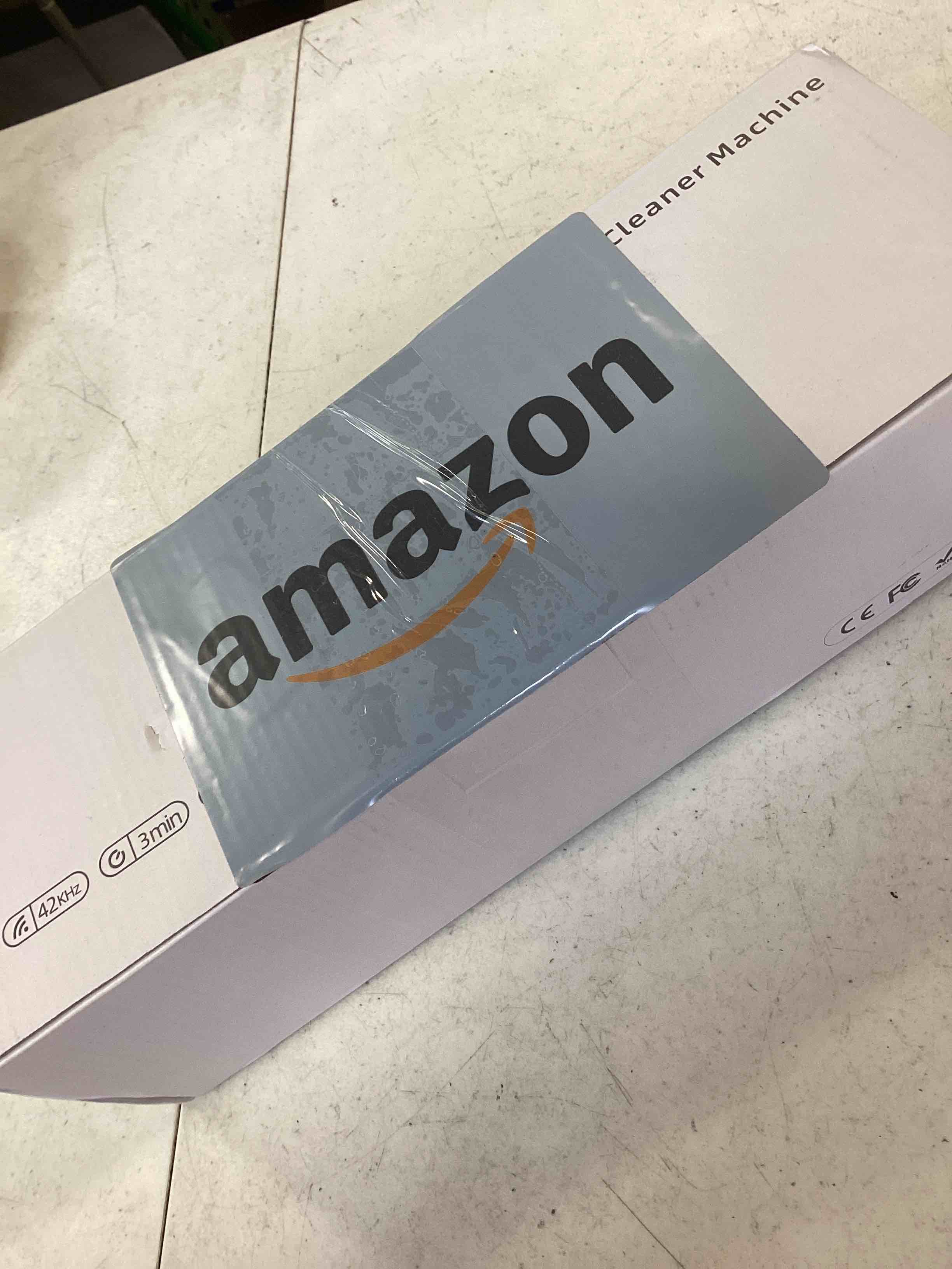 https://s3.amazonaws.com/lotting-images-prod/bidfta/RED6576259_1716563026608.jpeg