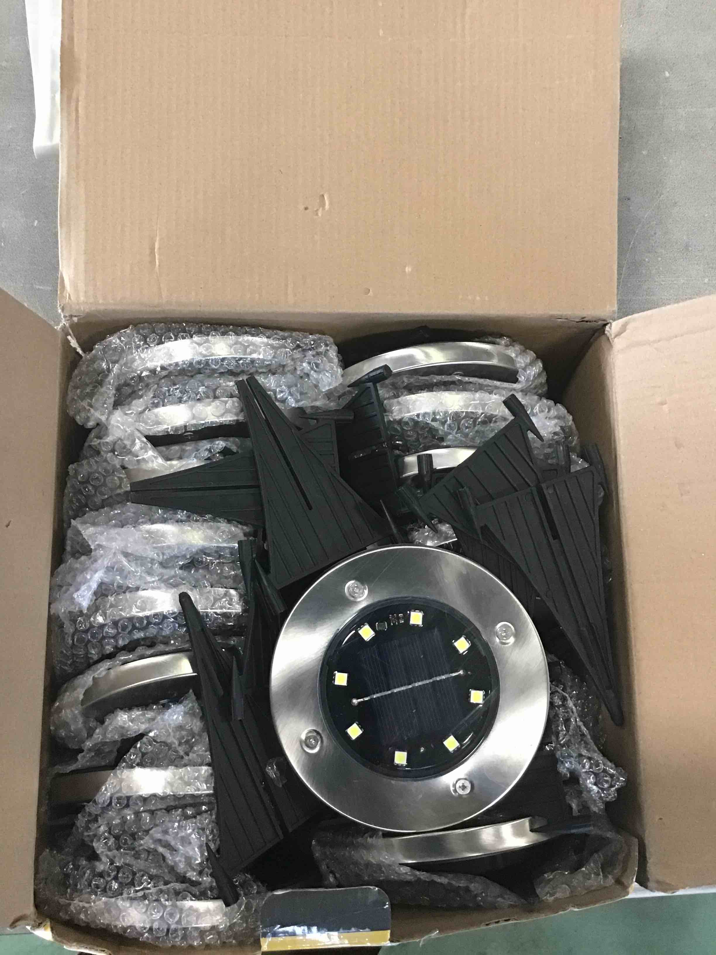 https://s3.amazonaws.com/lotting-images-prod/bidfta/RED6576813_1715605290430.jpeg